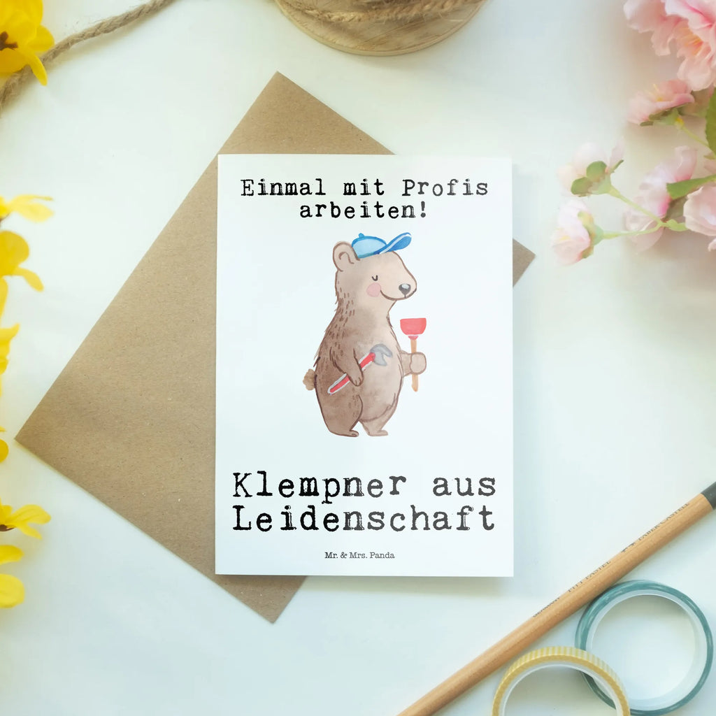 Grußkarte Klempner aus Leidenschaft Hochzeitskarte, Klappkarte, Geburtstagskarte, Glückwunschkarte, Karte, Grußkarte, Ansichtskarten, Einladungskarte, Beruf, Ausbildung, Jubiläum, Abschied, Rente, Kollege, Kollegin, Geschenk, Schenken, Arbeitskollege, Mitarbeiter, Firma, Danke, Dankeschön, Gesellenprüfung, Handwerker, Fachbetrieb, Meister, Bauklempner, Klempner, Sanitärinstallationen, Installateur