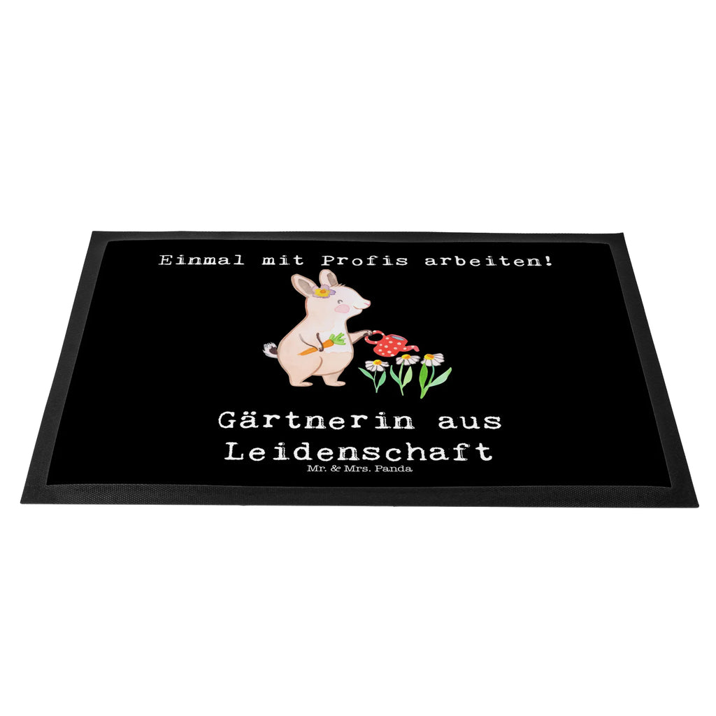 Doormat Gardener Passion matte haustür, Abtreter, Türvorleger, fußmatte, Fußabtreter, Fußmatten, schmutzfangmatten, Eingangsteppich, Haustürmatte, Sauberlaufmatte, außenmatte, Eingangsmatte, flurmatte, Abtretmatte, sauberlaufmatten, Fussmatte, Schmutzfangteppich, Schmutzfangmatte, Türmatte, türmatten, Schmutzfänger, abstreifer, Fußabstreifer, hausmatte, Schuhabstreifer, Schmutzmatte, Geschenk, Schenken, Jubiläum, Danke, Dankeschön, Beruf, Ausbildung, Abschied, Rente, Kollege, Kollegin, Arbeitskollege, Mitarbeiter, Firma, Garten- und Landschaftsbauerin, Hobbygärtnerin, Gartenplaner, Gartenbau, Gärtnerin, Gärtnerei