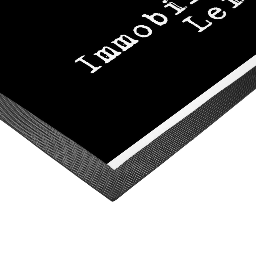 Fußmatte Immobilienkaufmann aus Leidenschaft Fußmatten, Fußmatte außen, Schmutzmatte, Eingangsteppich, Fußabstreifer außen, Türvorleger, Fußmatte outdoor, Motivfußmatte, Fußabtreter außen, Gummi Matte, Gummimatte, Matte, Fußabtreter, Türmatte, Sauberlaufmatte, Fußmatte innen, Schmutzfangmatte waschbar, Fußabstreifer, Fußmatte waschbar, Fußmatte außen wetterfest, Vorleger, Schmutzfangmatte, Schmutzfangteppich, Schmutzfänger, Haustürmatte, Fussmatten, Fussmatten online, Beruf, Ausbildung, Jubiläum, Abschied, Rente, Kollege, Kollegin, Geschenk, Schenken, Arbeitskollege, Mitarbeiter, Firma, Danke, Dankeschön, Immobilienmakler, Immobilienhändler, Immobilienkaufmann, Immobilienbüro