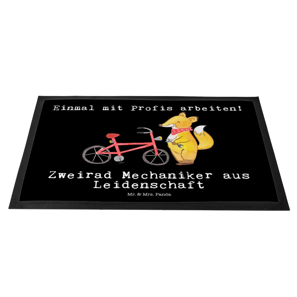 Doormat Bicycle Mechanic Passion Motivfußmatte, Fußabstreifer, Fußabtreter, Eingangsteppich, Fußmatte outdoor, Gummi Matte, Fußmatte außen wetterfest, Vorleger, Türvorleger, Fußmatte außen, Fußmatte waschbar, Fussmatten, Haustürmatte, Schmutzfangmatte, Gummimatte, Schmutzfangmatte waschbar, Türmatte, Schmutzfänger, Fußmatten, Schmutzfangteppich, Fußabstreifer außen, Fußabtreter außen, Schmutzmatte, Fußmatte innen, Matte, Fussmatten online, Sauberlaufmatte, Beruf, Ausbildung, Jubiläum, Abschied, Rente, Kollege, Kollegin, Geschenk, Schenken, Arbeitskollege, Mitarbeiter, Firma, Danke, Dankeschön