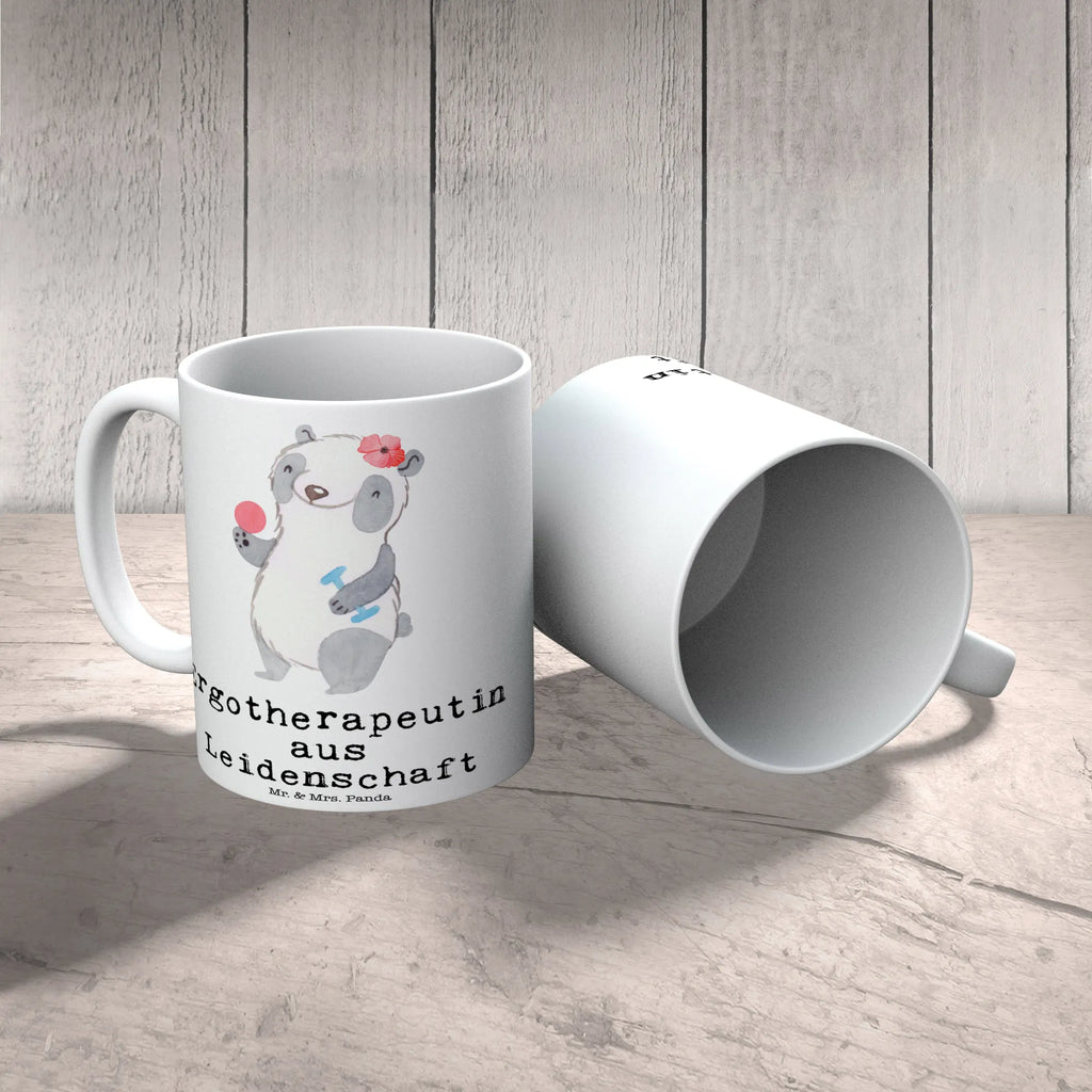 Tasse Ergotherapeutin aus Leidenschaft Keramiktasse, Tasse mit Zitaten, Bürotasse, Tasse, Kaffeetasse, Geschenktasse, Tasse mit Motiven, Teetasse, Porzellantasse, Beruf, Ausbildung, Jubiläum, Abschied, Rente, Kollege, Kollegin, Geschenk, Schenken, Arbeitskollege, Mitarbeiter, Firma, Danke, Dankeschön, Ergotherapeutin, Ergotherapie