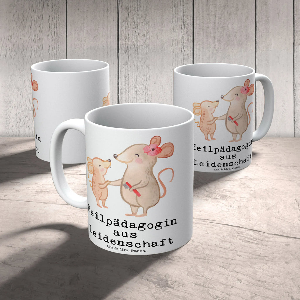 Tasse Heilpädagogin aus Leidenschaft milchkaffeetasse, tasse für kaffee, Kaffeepott, Sprüchetasse, kaffeebecher keramik, heißgetränkebecher, Teetasse, Tasse mit Spruch, Keramiktasse, Teepott, Coffee Mug, statement tasse, Becher, Trinktasse, Pott, Kakaotasse, Bedruckte Tasse, Dekotasse, kaffeetasse keramik, Tasse mit Motiv, Bürotasse, Motivtasse, Teebecher, Keramikbecher, tasse für büro, Designtasse, Frühstücksbecher, Henkelbecher, Tasse, hochwertige tasse, design tasse, Henkeltasse, Trinkbecher, haferl, kaffeetasse bedruckt, Bürobecher, Geschenktasse, kaffeebecher bedruckt, Kaffeetasse, Kaffeebecher, schöne tasse, Frühstückstasse, Mug, Geschenk, Schenken, Jubiläum, Danke, Dankeschön, Beruf, Ausbildung, Abschied, Rente, Kollege, Kollegin, Arbeitskollege, Mitarbeiter, Firma, Studium, Heilpädagogik, Heilpädagogin