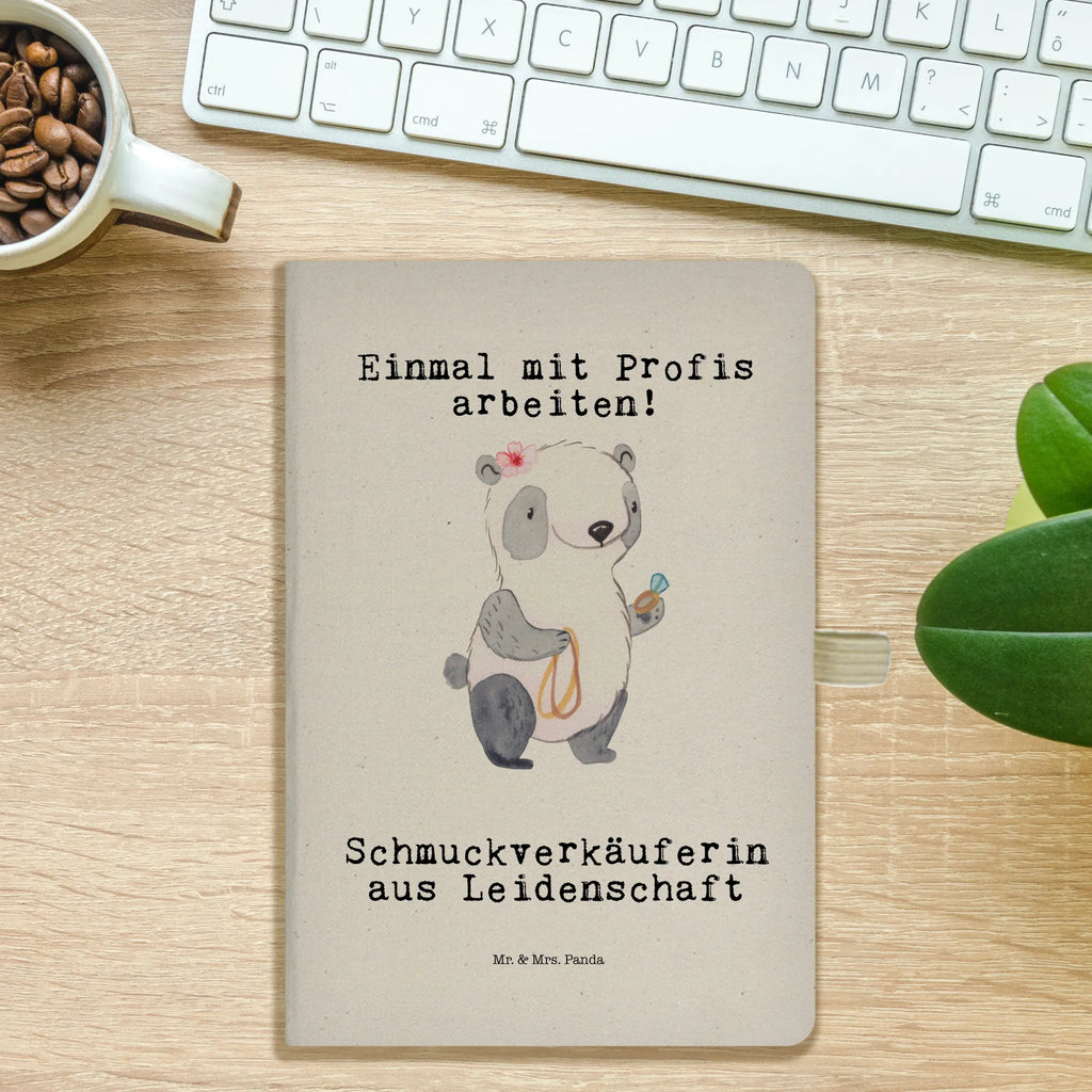 Bawełniany notatnik DIN A4 Sprzedawczyni biżuterii Pasja A5 Notizbuch Mit Spruch, A5 Heft, A5 Notizbuch Liniert, Bullet Journal A5, A5 Notizbuch Damen, A5 Notizbuch, A5 Notizbuch Für Schule, Tagebuch A5, Notizbuch A5, A5 Notizbuch Blanko, A5 Notizblock, A5 Notizbuch Leder, A5 Ringbuch, A5 Planer, A5 Notizbuch Personalisiert, Notizbuch A5 Softcover, Notizheft A5, A5 Notizbuch Kariert, A5 Notizbuch Herren, Journal A5, A5 Notizbuch Für Büro, Notizbuch A5 Hardcover, A5 Notizbuch Nachhaltig, A5 Skizzenbuch, A5 Notizbuch Geschenk, Schreibheft A5, Notizbuch DIN A5, A5 Notizbuch Punkte, Beruf, Ausbildung, Jubiläum, Abschied, Rente, Kollege, Kollegin, Geschenk, Schenken, Arbeitskollege, Mitarbeiter, Firma, Danke, Dankeschön, Eröffnung, Schmied, Goldschmied, Schmuckgeschäft, Juwelier, Schmuckverkäuferin, Schmuckwarenhändler