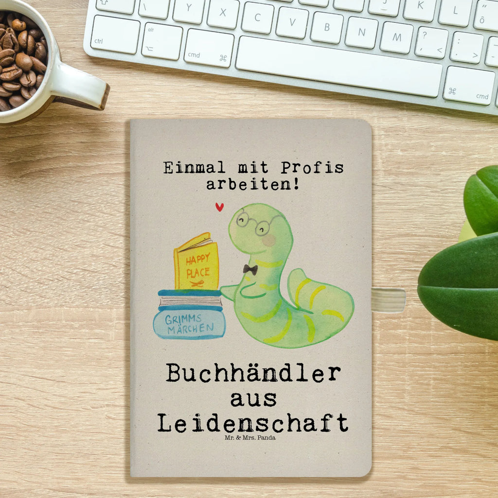 Baumwoll Notizbuch Buchhändler aus Leidenschaft Notizbuch A5, notizbuch, A5 Skizzenbuch, a5 buch, Notizbuch A5 Hardcover, hardcover journal, Tagebuch, Journal A5, din a5 kladde, Notizbuch DIN A5, Tagebuch A5, din a5 buch, A5 Journal, A5 Heft, Reisetagebuch, Notizheft, Skizzenbuch, hardcover kladde, din a5 notizbuch, a5 kladde, Journal, Notizheft A5, Schreibbuch, A5 Notizbuch, A5 Notizheft, Schreibheft A5, hardcover notizbuch, Geschenk, Schenken, Jubiläum, Danke, Dankeschön, Beruf, Ausbildung, Abschied, Rente, Kollege, Kollegin, Arbeitskollege, Mitarbeiter, Firma, Buchverkäufer, Bücherwurm, Buchhandlung, Bibliothekar, Buchhändler