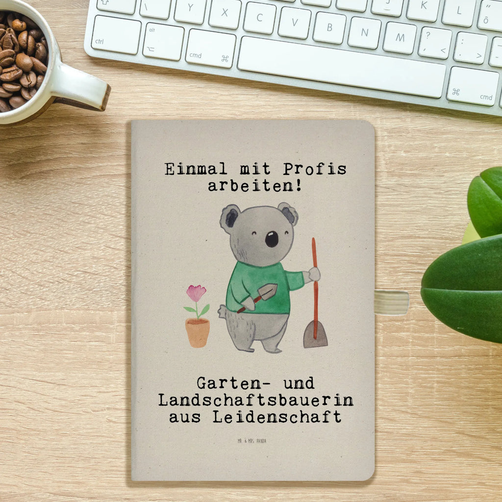 Baumwoll Notizbuch Garten- und Landschaftsbauerin aus Leidenschaft DIN A4 Planer, Baumwoll Notizbuch, DIN A4 Journal, Schreibbuch DIN A4, DIN A4 Arbeitsbuch, Notizbuch A4 Kariert, DIN A4 Ideenbuch, Öko Notizbuch DIN A4, Notizbuch Mit Stoffeinband, Notizbuch A4 Liniert, DIN A4 Uni Notizbuch, Notizbuch A4 Blanko, DIN A4 Tagebuch, Notizbuch Aus Baumwolle, DIN A4 Notizbuch Kreativ, Natur Notizbuch A4, DIN A4 Notizbuch Geschenk, Stoff Notizbuch A4, Tagebuch DIN A4, DIN A4 Notizbuch Handgemacht, DIN A4 Notizbuch Für Schule, DIN A4 Notizbuch, Notizbuch DIN A4, DIN A4 Notizheft, DIN A4 Projektbuch, Umweltfreundliches Notizbuch A4, DIN A4 Notizbuch Büro, DIN A4 Notizbuch Hardcover, Nachhaltiges Notizbuch A4, DIN A4 Schüler Notizbuch, DIN A4 Notizbuch Für Studium, DIN A4 Notizbuch Für Lehrer, A4 Notizbuch Punkte, DIN A4 Skizzenbuch, DIN A4 Notizbuch Softcover, DIN A4 Bullet Journal, DIN A4 Notizbuch Design, Geschenk, Schenken, Jubiläum, Danke, Dankeschön, Beruf, Ausbildung, Abschied, Rente, Kollege, Kollegin, Arbeitskollege, Mitarbeiter, Firma, Gärtnerin, Garten- und Landschaftsbauerin, Gartenbau, Gärtnerei, Hobbygärtnerin, Gartenplaner