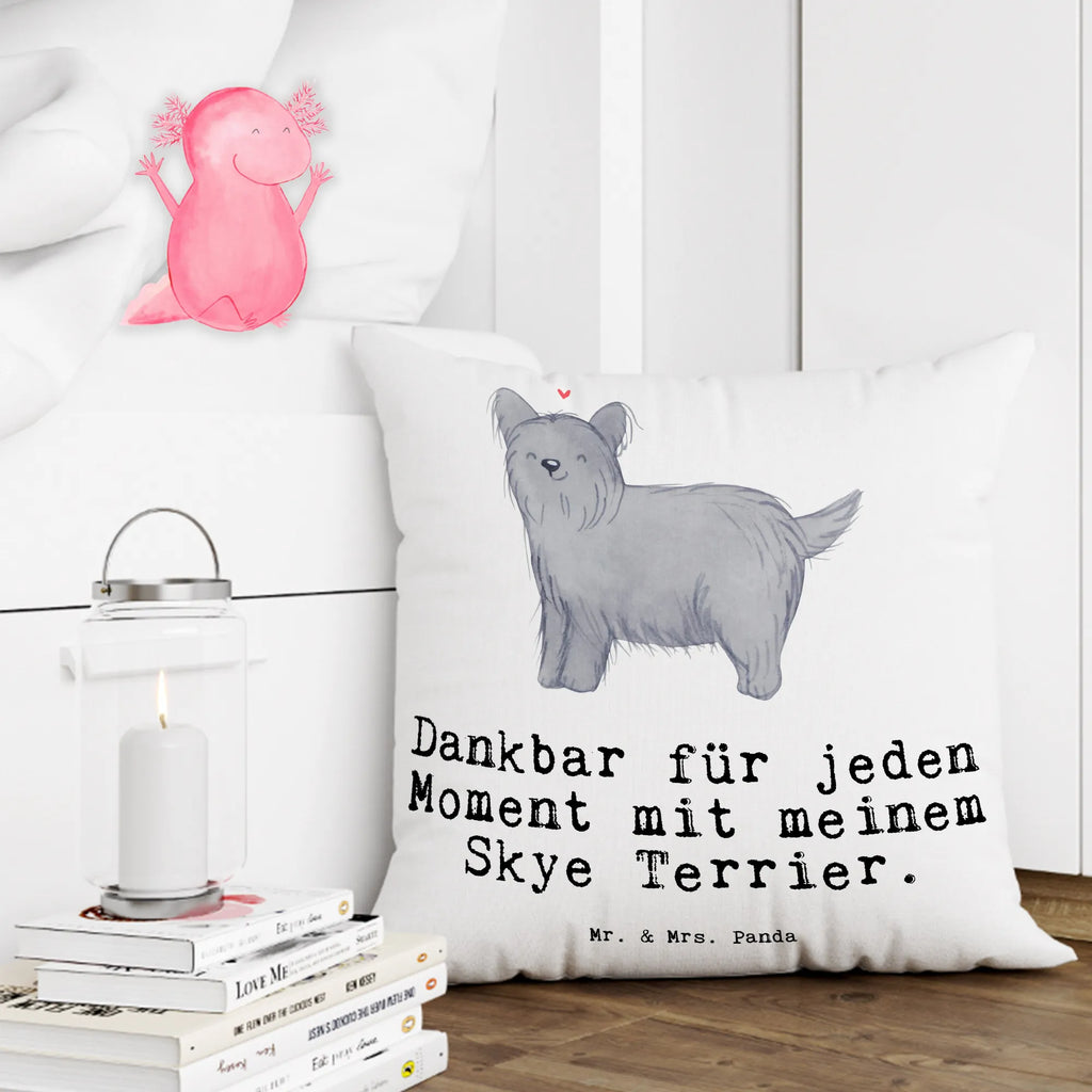 40x40 poduszka Skye Terrier Moment Pies, rasa psa, pies rasowy, właściciel psa, prezent, miłośnik zwierząt, dawanie, szczeniak