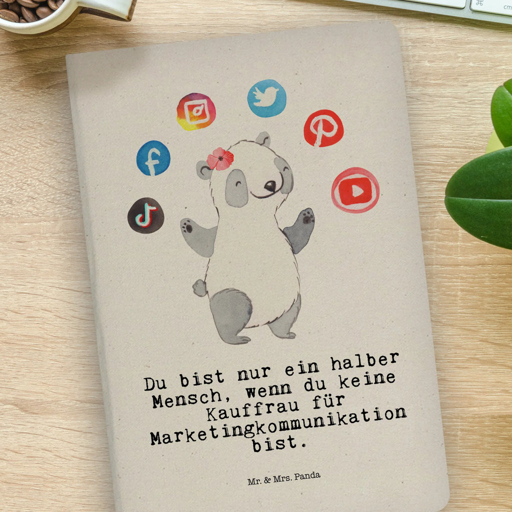 Baumwoll Notizbuch Kauffrau für Marketingkommunikation mit Herz DIN A4 Notizbuch Für Lehrer, DIN A4 Notizbuch Für Studium, DIN A4 Notizbuch Design, DIN A4 Notizbuch Handgemacht, DIN A4 Notizbuch Für Schule, DIN A4 Notizbuch Büro, DIN A4 Ideenbuch, Notizbuch A4 Blanko, Nachhaltiges Notizbuch A4, DIN A4 Notizheft, Öko Notizbuch DIN A4, DIN A4 Uni Notizbuch, Stoff Notizbuch A4, Natur Notizbuch A4, Schreibbuch DIN A4, DIN A4 Bullet Journal, Notizbuch Aus Baumwolle, DIN A4 Skizzenbuch, DIN A4 Notizbuch Softcover, DIN A4 Projektbuch, DIN A4 Schüler Notizbuch, DIN A4 Notizbuch, DIN A4 Planer, Notizbuch DIN A4, Notizbuch Mit Stoffeinband, Umweltfreundliches Notizbuch A4, Notizbuch A4 Kariert, DIN A4 Tagebuch, DIN A4 Journal, Notizbuch A4 Liniert, Tagebuch DIN A4, DIN A4 Notizbuch Kreativ, A4 Notizbuch Punkte, Baumwoll Notizbuch, DIN A4 Notizbuch Geschenk, DIN A4 Notizbuch Hardcover, DIN A4 Arbeitsbuch, Geschenk, Schenken, Jubiläum, Danke, Dankeschön, Beruf, Ausbildung, Abschied, Rente, Kollege, Kollegin, Arbeitskollege, Mitarbeiter, Firma