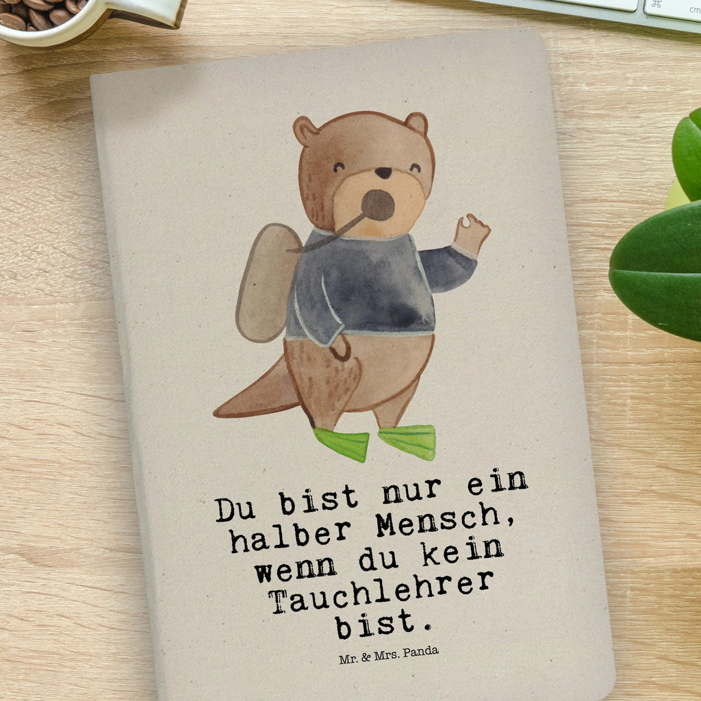 Baumwoll Notizbuch Tauchlehrer mit Herz DIN A4 Projektbuch, Nachhaltiges Notizbuch A4, Öko Notizbuch DIN A4, DIN A4 Uni Notizbuch, DIN A4 Notizbuch Hardcover, Notizbuch A4 Kariert, DIN A4 Tagebuch, Notizbuch DIN A4, DIN A4 Notizbuch Handgemacht, DIN A4 Journal, DIN A4 Skizzenbuch, DIN A4 Planer, DIN A4 Bullet Journal, DIN A4 Notizbuch Softcover, DIN A4 Notizbuch Für Lehrer, DIN A4 Notizbuch, DIN A4 Notizbuch Geschenk, DIN A4 Notizheft, Umweltfreundliches Notizbuch A4, Notizbuch Mit Stoffeinband, Tagebuch DIN A4, DIN A4 Arbeitsbuch, DIN A4 Notizbuch Büro, Baumwoll Notizbuch, DIN A4 Notizbuch Kreativ, A4 Notizbuch Punkte, Schreibbuch DIN A4, Notizbuch Aus Baumwolle, Stoff Notizbuch A4, DIN A4 Schüler Notizbuch, DIN A4 Notizbuch Für Schule, Notizbuch A4 Blanko, Natur Notizbuch A4, DIN A4 Notizbuch Design, DIN A4 Ideenbuch, Notizbuch A4 Liniert, DIN A4 Notizbuch Für Studium, Geschenk, Schenken, Jubiläum, Danke, Dankeschön, Beruf, Ausbildung, Abschied, Rente, Kollege, Kollegin, Arbeitskollege, Mitarbeiter, Firma