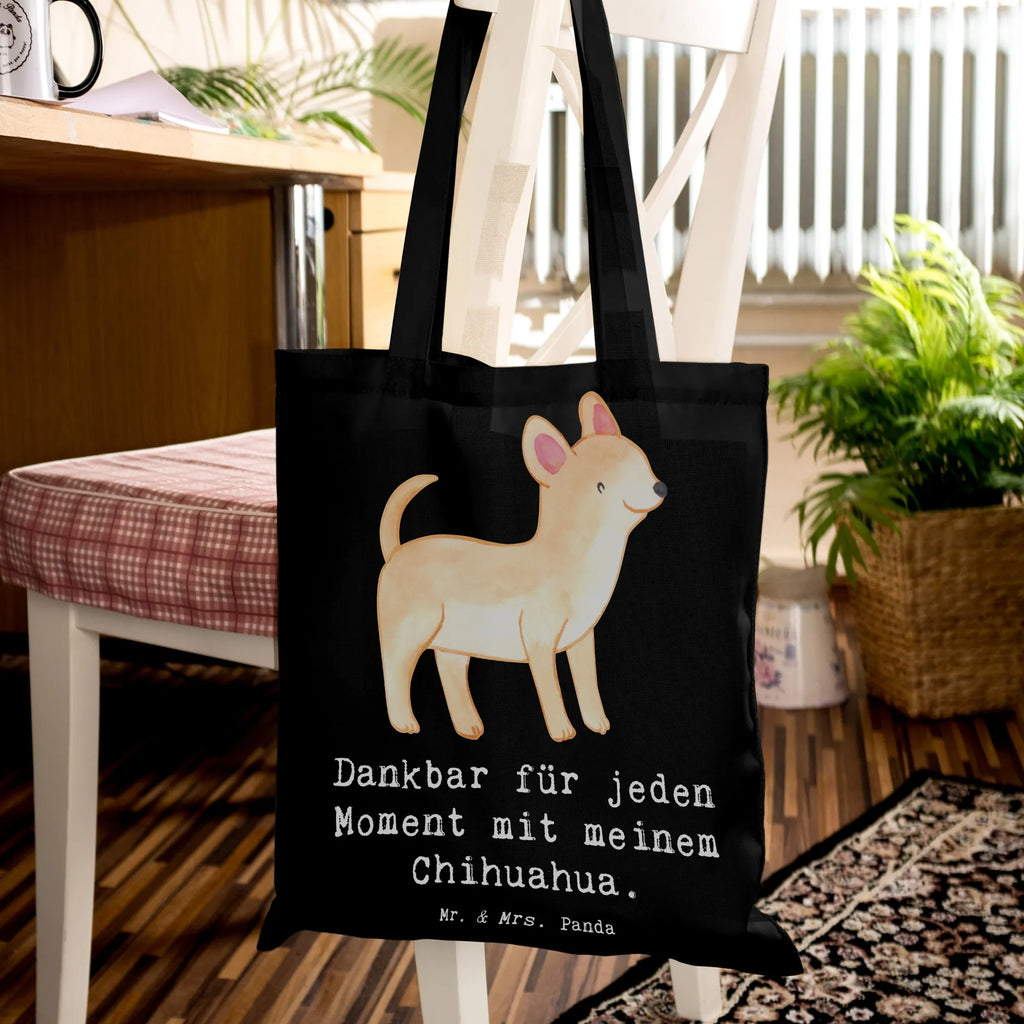 Tote bag Chihuahua moment Einkaufstüte, Beutel, Jutetasche, Stoffbeutel, Laptoptasche, Stofftasche, Tragetasche, Einkaufstasche, Beuteltasche, Tasche, Badetasche, Umhängetasche, Shopper, Strandtasche, Schultertasche, Jutebeutel, Hund, Hunderasse, Rassehund, Hundebesitzer, Geschenk, Tierfreund, Schenken, Welpe, Chihuahua