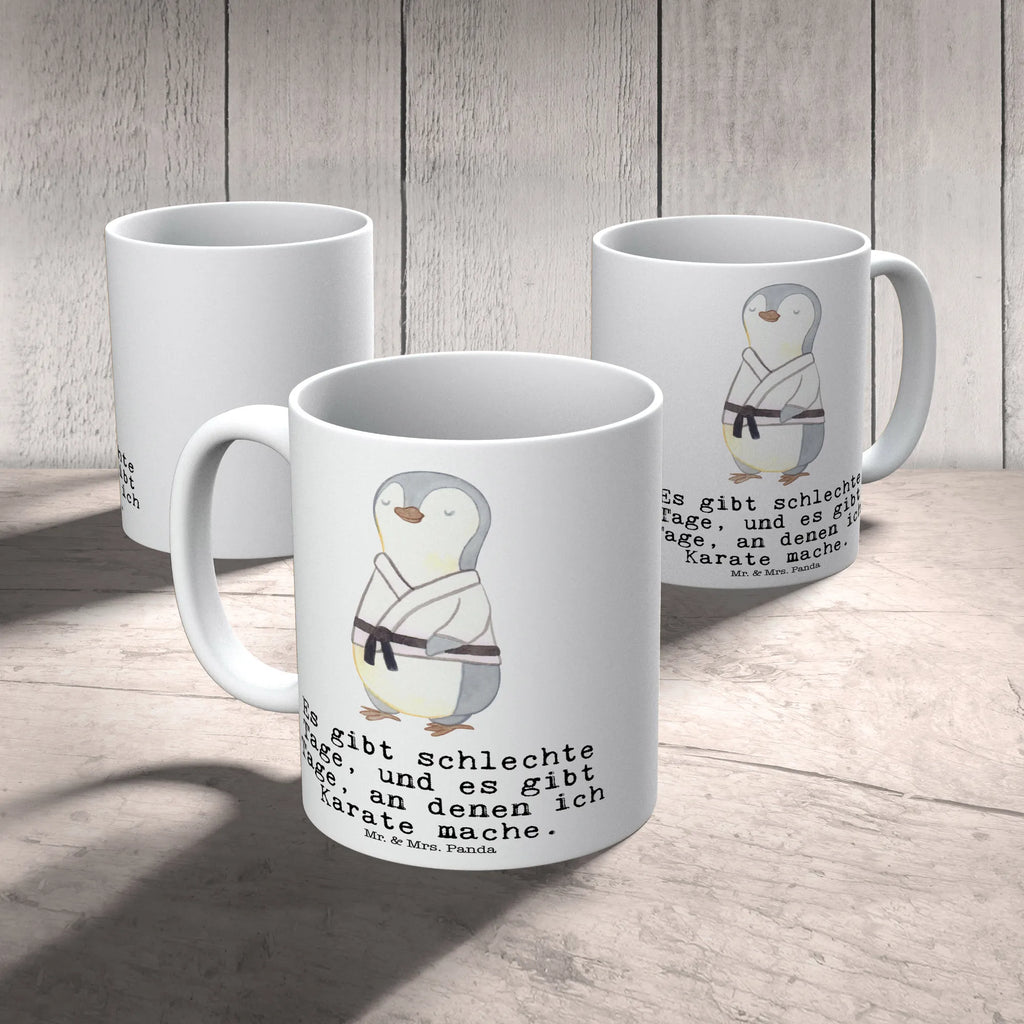Tasse Pinguin Karate Teetasse, Porzellantasse, Tasse, Tasse mit Motiven, Keramiktasse, Geschenktasse, Tasse mit Zitaten, Kaffeetasse, Bürotasse, Geschenk, Sport, Sportart, Hobby, Schenken, Danke, Dankeschön, Auszeichnung, Gewinn, Sportler, Kampfsportart, Karate Verein, Kampfkunst, Karate, Selbstverteidigung