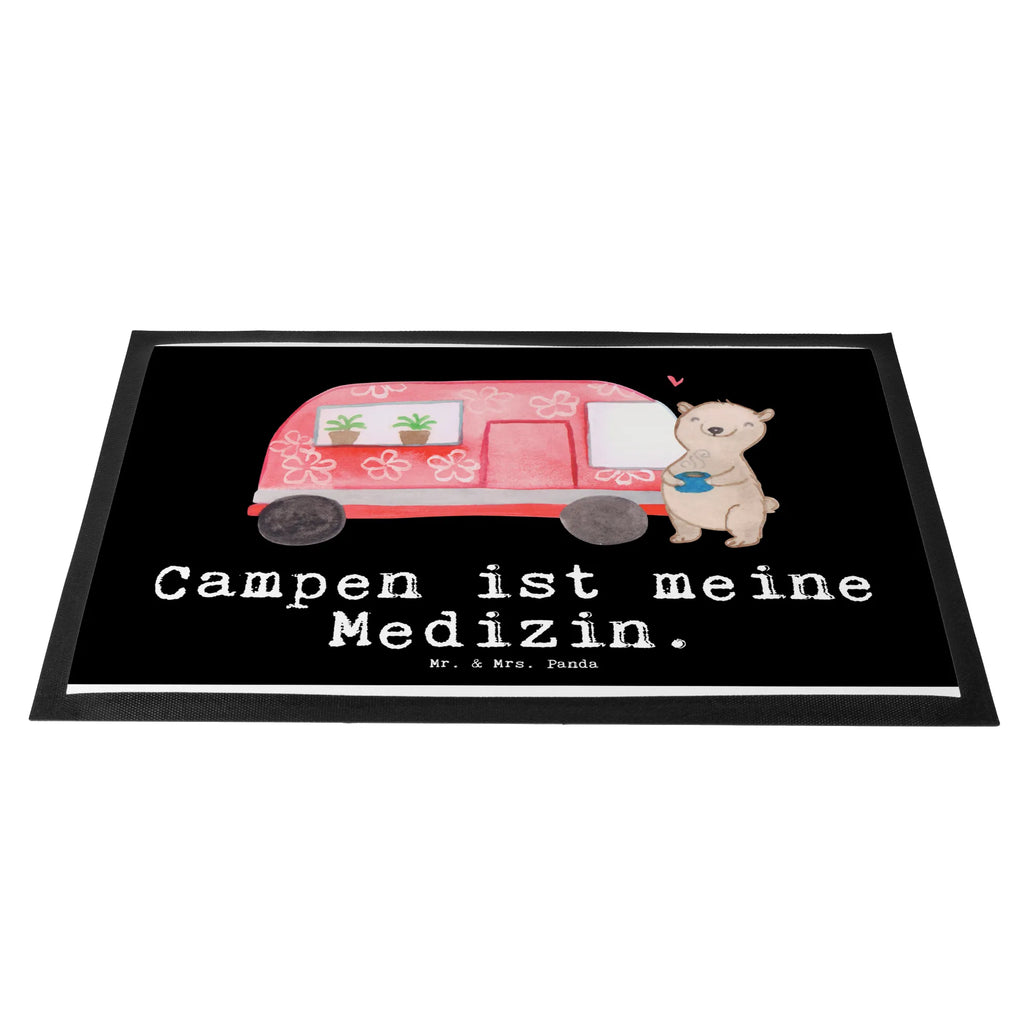 Fußmatte Bär Camper sauberlaufmatten, fußmatte, Schmutzmatte, Eingangsteppich, Schmutzfangteppich, Abtreter, Schmutzfangmatte, flurmatte, hausmatte, Schmutzfänger, Haustürmatte, Türvorleger, Fussmatte, Fußabtreter, Schuhabstreifer, außenmatte, Abtretmatte, Fußabstreifer, matte haustür, abstreifer, Türmatte, türmatten, Sauberlaufmatte, Eingangsmatte, schmutzfangmatten, Fußmatten, Geschenk, Schenken, Sport, Sportart, Hobby, Danke, Dankeschön, Auszeichnung, Gewinn, Sportler, Roadtrip, Camper, Campen, Campingplatz, Wohnmobil, Zelten, Urlaub