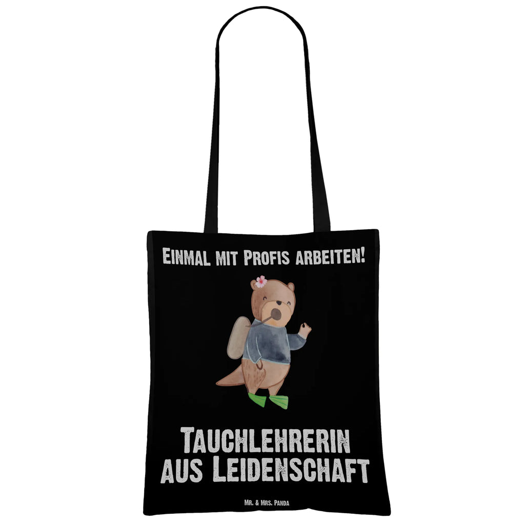 Tragetasche Tauchlehrerin aus Leidenschaft Beuteltasche, Jutebeutel, Stofftasche, Shopper, Beutel, Einkaufstasche, Badetasche, Schultertasche, Umhängetasche, Tragetasche, Strandtasche, Laptoptasche, Einkaufstüte, Stoffbeutel, Tasche, Jutetasche, Beruf, Ausbildung, Jubiläum, Abschied, Rente, Kollege, Kollegin, Geschenk, Schenken, Arbeitskollege, Mitarbeiter, Firma, Danke, Dankeschön
