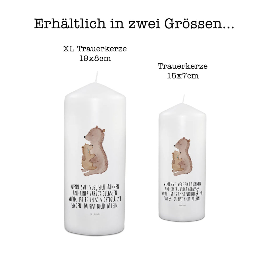 Trauerkerze Bär mit Kind weinend Friedenskerze, Kondolenzlicht, Kerze Mit Umschlag, Trauerlicht Kerze, Trauerkerze, Trauerkerze Modern, Kerze Mit Erinnerungsfoto, Edle Gedenkkerze, Kondolenzkerze, Kerze Zum Abschied, Kerze Für Beileidskarte, Kerze Mit Kreuzmotiv, Kerze Mit Namen, Kerze Für Verstorbene, Trauerkerze Elegant, Erinnerungskerze, Kerze Für Andacht, Kerze Mit Lebensbaummotiv, Kerze Mit Engelmotiv, Kerze Zur Trauer, Kerze Für Trauer, Trauerkerze Mit Spruch, Kerze Zum Gedenken, Kerze Mit persönlichem Text, Kerze Am Grab, Handgemachte Trauerkerze, Gedenkkerze, Schlichte Trauerkerze, Gedenklicht, Kerze Mit Jahreszahl, Kerze Für Gedenkfeier, Kerze Mit Trauermotiv, Gedenkkerze Mit Motiv, Kerze Mit Kerzenschein, Andachtskerze, Andenkenkerze, Trauerlicht, Kerze Mit Fotoeinleger, Gedenklicht Kerze, Trauerkerze Klassisch, Tod, Gestorben, Trauer, Beerdigung, Beileid, Anteilnahme, Trauersprüche, Beileidsprüche, Verlust, Opa, Großeltern, Karte, Oma, Kind