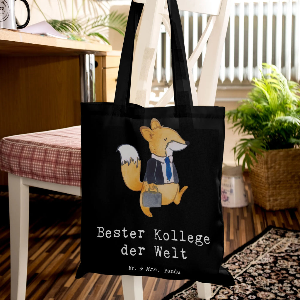 Tragetasche Fuchs Bester Kollege der Welt Tasche, Beutel, Jutetasche, Laptoptasche, Tragetasche, Umhängetasche, Strandtasche, Beuteltasche, Einkaufstasche, Stofftasche, Badetasche, Einkaufstüte, Stoffbeutel, Jutebeutel, Schultertasche, Shopper, für, Dankeschön, Geschenk, Schenken, Geburtstag, Geburtstagsgeschenk, Geschenkidee, Danke, Bedanken, Mitbringsel, Freude machen, Geschenktipp, Mitarbeiter, Arbeitskollege, Beruf, Berufsgenosse, Ruhestand, Büro, Kollege, Arbeit, Abschiedsgeschenk
