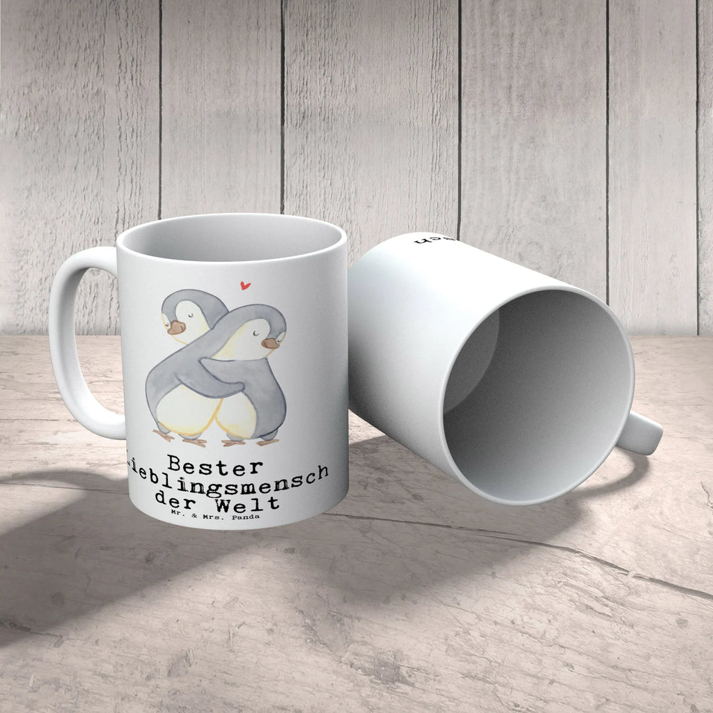 Tasse Pinguin Bester Lieblingsmensch der Welt Geschenktasse, Teetasse, Tasse mit Motiven, Porzellantasse, Tasse, Bürotasse, Tasse mit Zitaten, Keramiktasse, Kaffeetasse, für, Dankeschön, Geschenk, Schenken, Geburtstag, Geburtstagsgeschenk, Geschenkidee, Danke, Bedanken, Mitbringsel, Freude machen, Geschenktipp, Freund, Familie, Liebling, Liebe, Mama, Partner, Bae, Herz, Lieblingsmensch, Love, Papa, beste Freundin, Lieblings Mensch