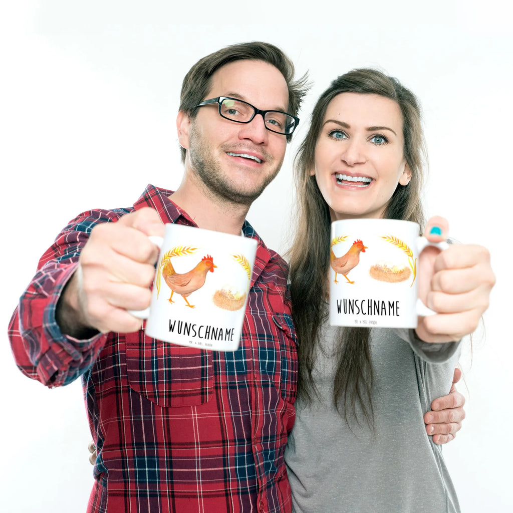 Personalisierte Tasse Huhn stolz Namenstasse, Namen, Personalisierte Tasse, Personalisiert, Wunschname, Tasse mit Namen, Tasse, Drucken, Bauernhof, Hoftiere, Landwirt, Landwirtin, Geburt, Magie, Henne, Hof, Hahn, Hühner, Landleben, Eier, Schwangerschaft, Motivation, Spruch