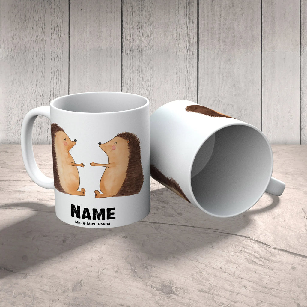 Personalisierte Tasse Igel Liebe Wunschname, Namen, Drucken, Namenstasse, Tasse mit Namen, Personalisiert, Tasse, Personalisierte Tasse, Liebe, Partner, Freund, Freundin, Ehemann, Ehefrau, Heiraten, Verlobung, Heiratsantrag, Liebesgeschenk, Jahrestag, Hocheitstag, Igel, Hochzeitstag, Verheiratet, Liebesbeweis, Geschenk, Hochzeit, Verlobt, Verliebt