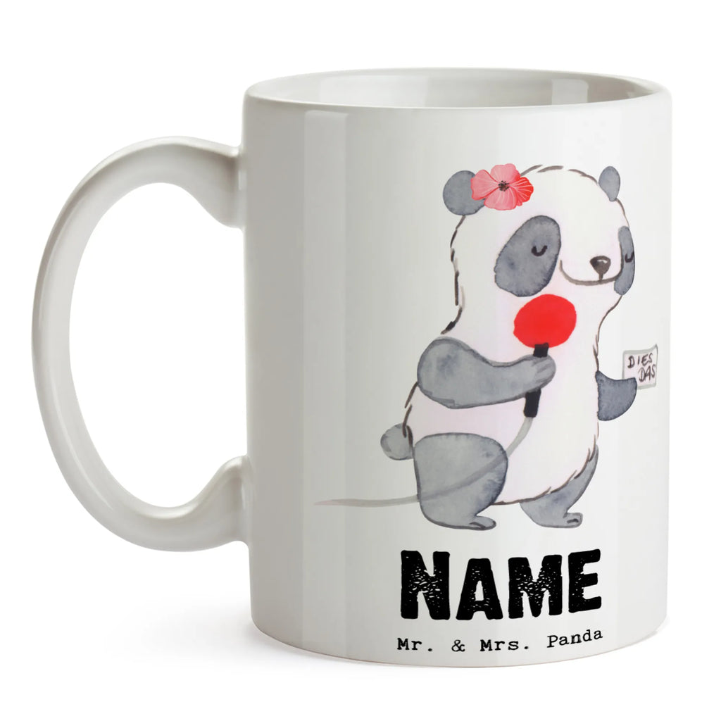 Personalisierte Tasse Sportjournalistin mit Herz Tasse, Tasse mit Namen, Namen, Wunschname, Personalisierte Tasse, Personalisiert, Namenstasse, Drucken, Beruf, Ausbildung, Jubiläum, Abschied, Rente, Kollege, Kollegin, Geschenk, Schenken, Arbeitskollege, Mitarbeiter, Firma, Danke, Dankeschön, Redakteurin, Studium, Pressebüro, Sportjournalistin, Reporterin, Journalistin