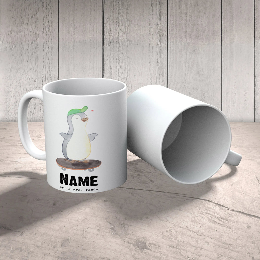 Personalisierte Tasse Pinguin Skateboarden Tasse mit Namen, Tasse, Namen, Namenstasse, Personalisiert, Wunschname, Drucken, Personalisierte Tasse, Geschenk, Sport, Sportart, Hobby, Schenken, Danke, Dankeschön, Auszeichnung, Gewinn, Sportler, Skateplatz, Skaten, Skateboard fahren, Skateboard, Skateboarden