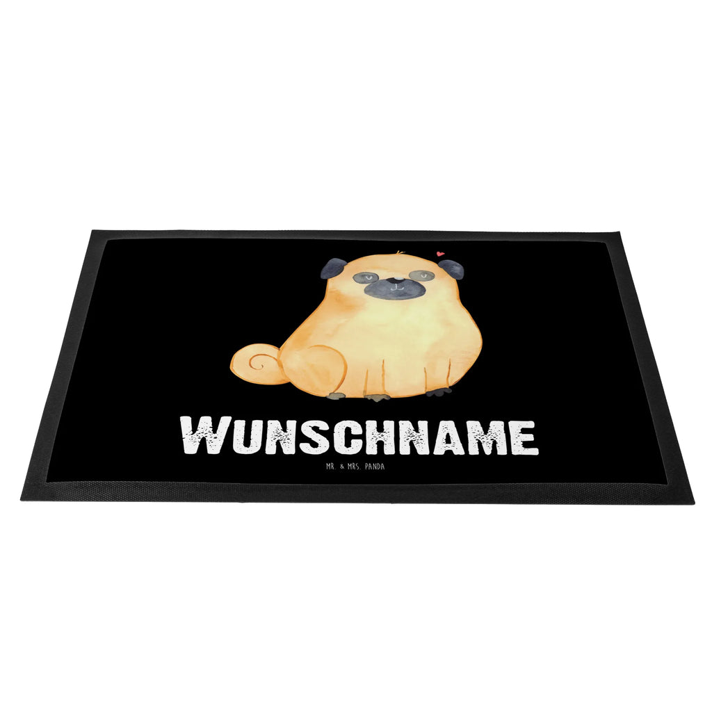 Personalisierte Fußmatte Mops Personalisierte Fußmatte, Personalisiert, Namensfussmatte, Türvorleger Personalisiert, Bedrucken, Personalisierung, Haustürmatte Personalisiert, Wunschnamen, Fußmatte mit Namen, Fußmatte Bedrucken, Türvorleger mit Namen, Sprüche, Hund, Hunderasse, Hundebesitzer, Hundemotiv, Haustier, Tierliebhaber, Liebe, Mops, Hundeliebe