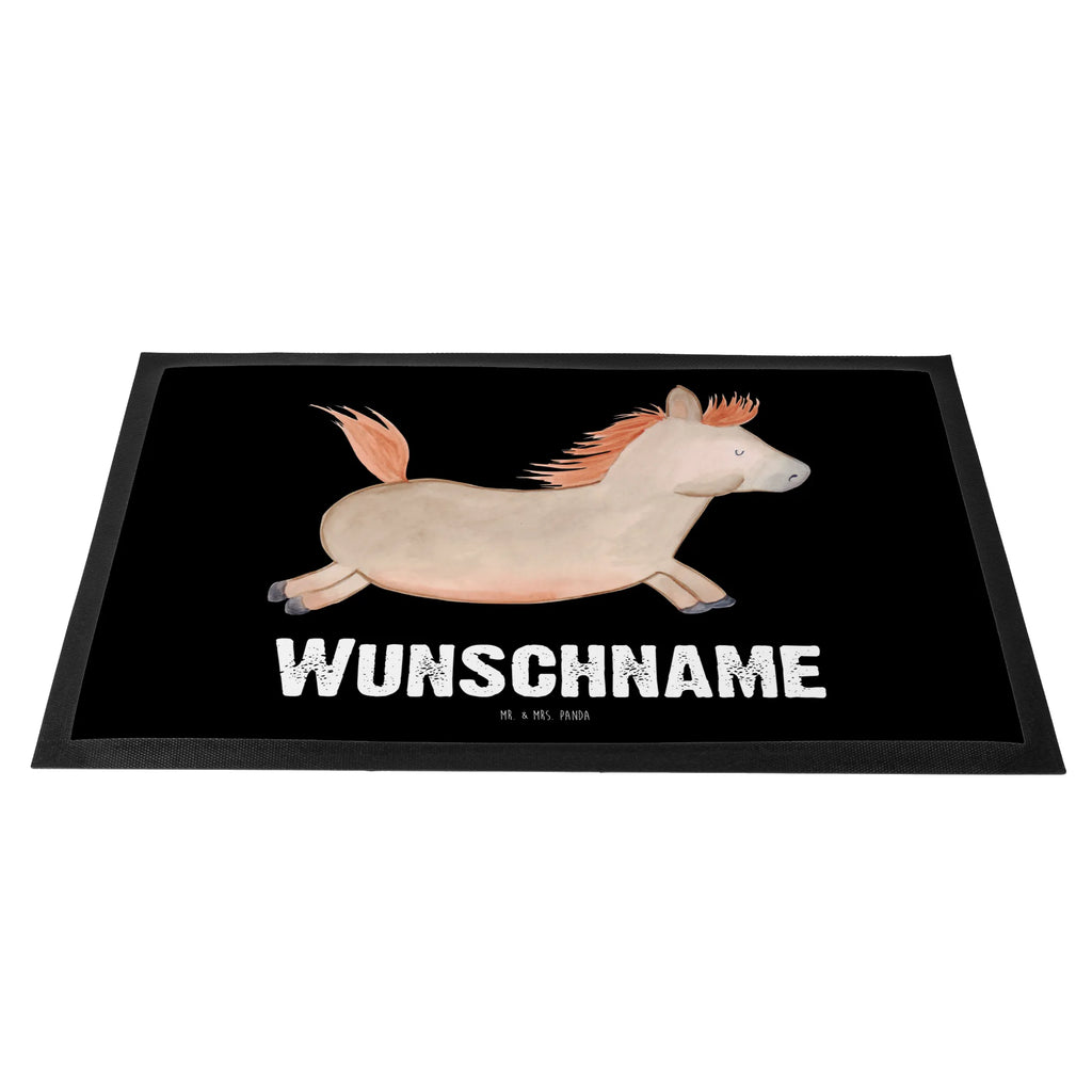 Personalisierte Fußmatte Pferd springt Fußmatte Bedrucken, Türvorleger mit Namen, Personalisiert, Bedrucken, Personalisierung, Wunschnamen, Haustürmatte Personalisiert, Türvorleger Personalisiert, Fußmatte mit Namen, Namensfussmatte, Personalisierte Fußmatte, Bauernhof, Hoftiere, Landwirt, Landwirtin, Pferdestall, Pferdebesitzer, Pferde, Pony, Stall, Reiten, Ausreiten, Pferd