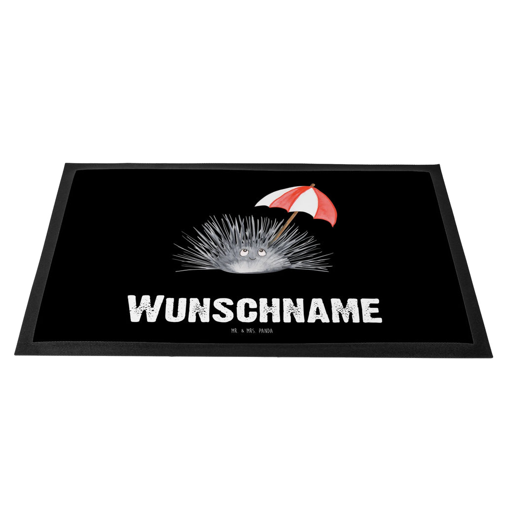 Personalisierte Fußmatte Seeigel Haustürmatte personalisiert, Namensfussmatte, Personalisierte Fußmatte, Fußmatte mit Namen, Fußmatte bedrucken, Türvorleger personalisiert, Wunschnamen, Personalisieruung, Türvorleger mit Namen, Bedrucken, Personalisiert, Meerestiere, Meer, Urlaub, Seeigel, Hier und Jetzt, Selbstliebe, Achtsamkeit, Lebe, Leben, Selbstakzeptanz