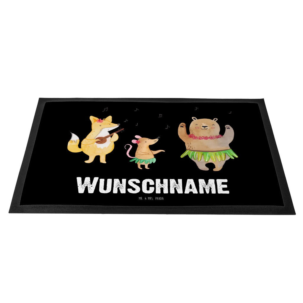 Personalisierte Fußmatte Waldtiere Aloha Fußmatte Bedrucken, Namensfussmatte, Fußmatte mit Namen, Personalisiert, Türvorleger Personalisiert, Wunschnamen, Haustürmatte Personalisiert, Personalisierte Fußmatte, Personalisierung, Bedrucken, Türvorleger mit Namen, Lustige Sprüche, Tiere, Tiermotive, Gute Laune, Waldtiere, Tanzen, Musik, Wald, Leben, Lachen, Aloha, Hase, Igel, Bär