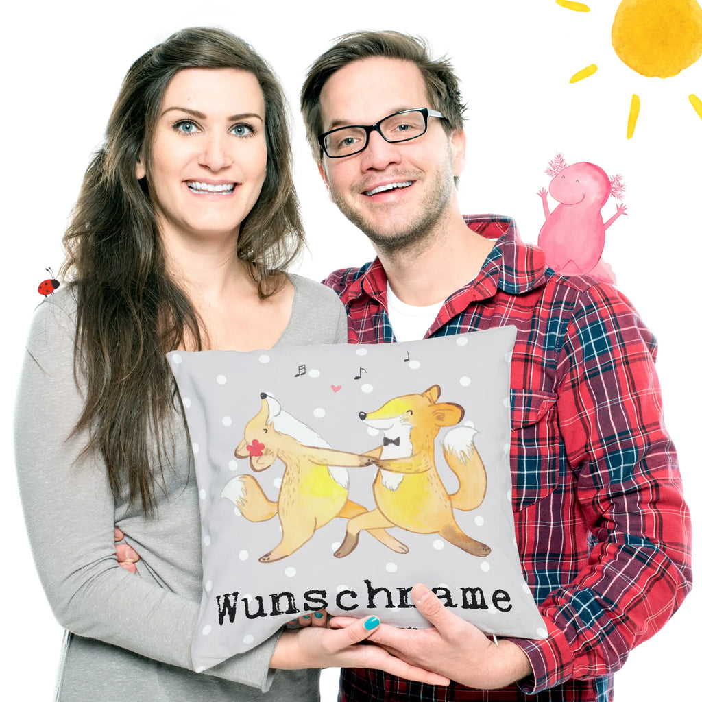 Personalisiertes Kissen Fuchs Beste Eltern der Welt bedrucken, Wunschname, personalisiert, Kopfkissen, Kissen, Name, für, Dankeschön, Geschenk, Schenken, Geburtstag, Geburtstagsgeschenk, Geschenkidee, Danke, Bedanken, Mitbringsel, Freude machen, Geschenktipp, Mami, Mama und Papa, Eltern, Papi, Elternpaar, Papa, Familie, Mama, Erzeuger