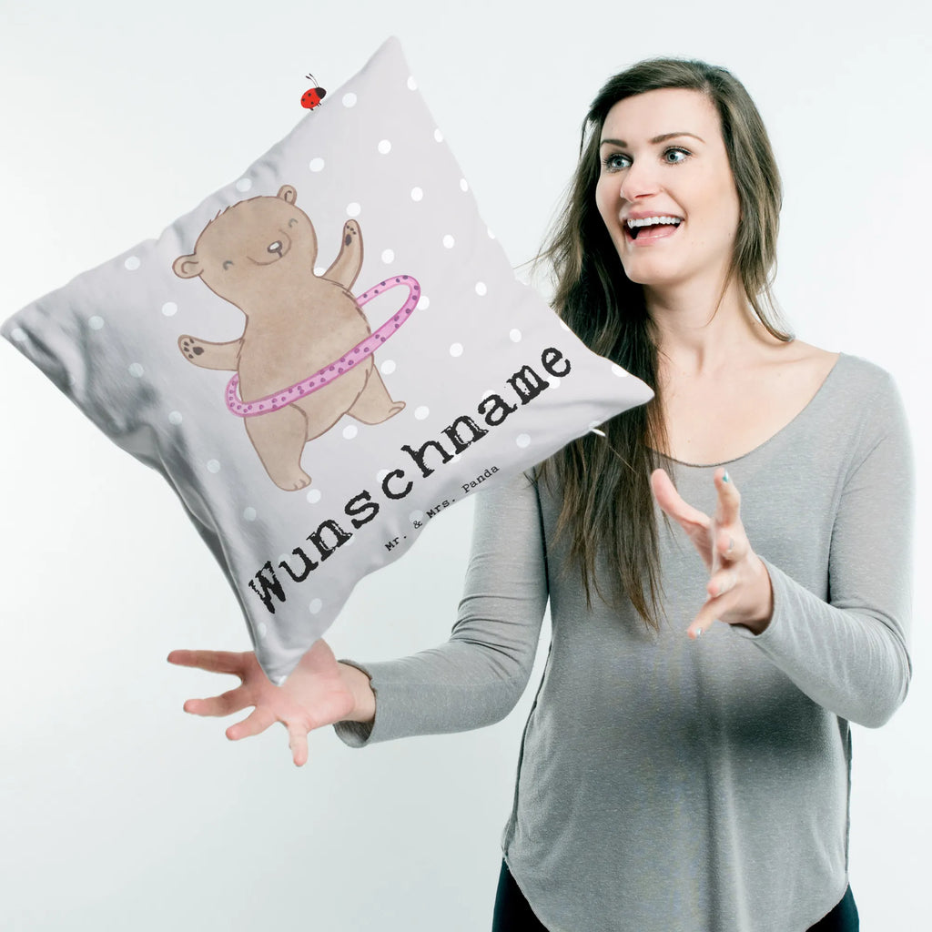 Personalisiertes Kissen Bär Hula Hoop Kopfkissen, Name, personalisiert, bedrucken, Kissen, Wunschname, Geschenk, Sport, Sportart, Hobby, Schenken, Danke, Dankeschön, Auszeichnung, Gewinn, Sportler, Fitness, Training, Hula Hoop