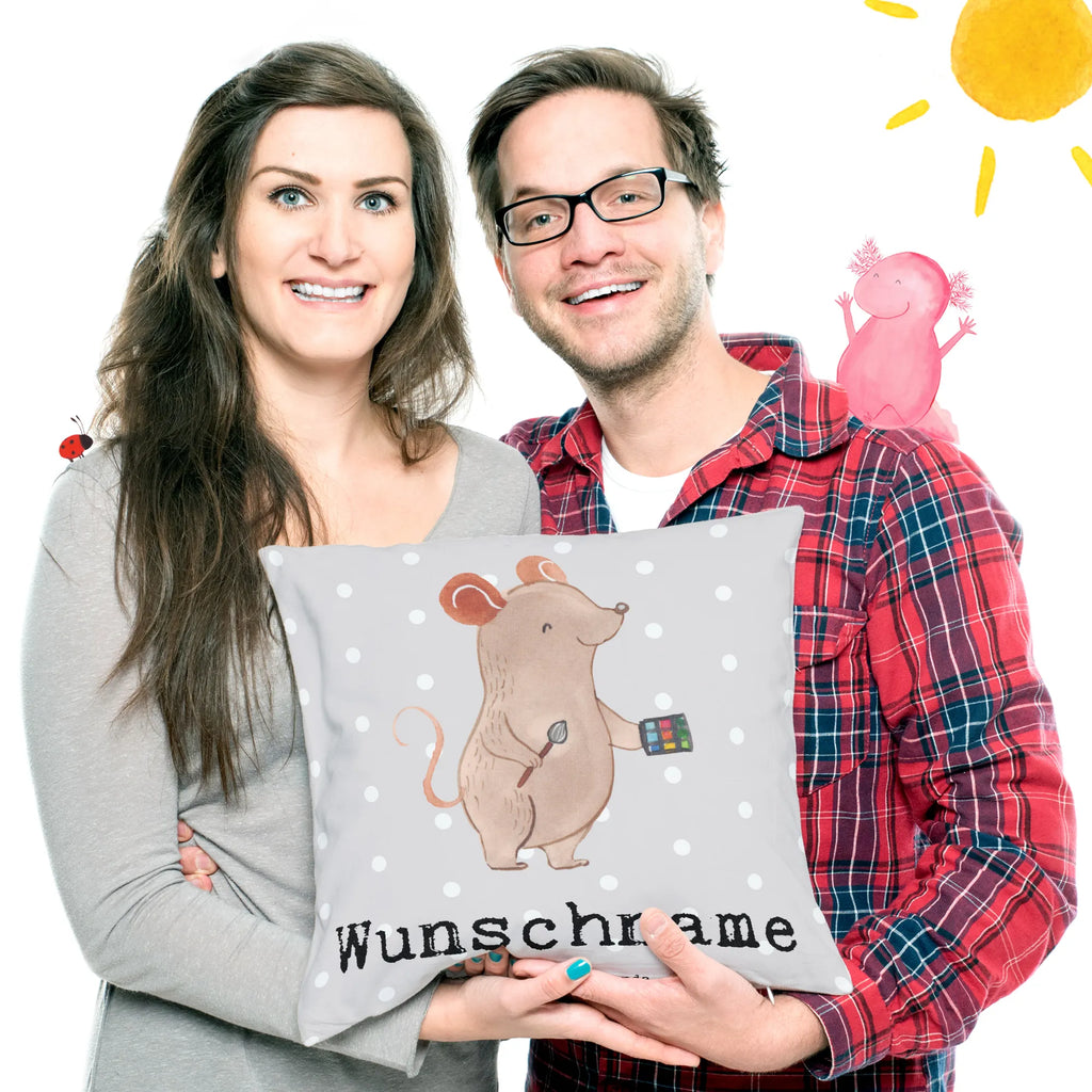 Personalisiertes Kissen Visagist mit Herz Name, Kissen, bedrucken, personalisiert, Wunschname, Kopfkissen, Beruf, Ausbildung, Jubiläum, Abschied, Rente, Kollege, Kollegin, Geschenk, Schenken, Arbeitskollege, Mitarbeiter, Firma, Danke, Dankeschön, Kosmetiker, Make Up Artist, Visagist, Kosmetikstudio, Maskenbildner, Beauty Salon, Eröffnung