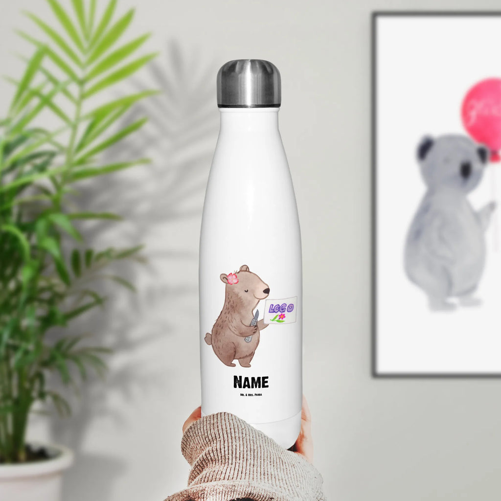 Personalisierte Thermosflasche Werbetechnikerin mit Herz Thermosflasche Mit Wunschtext, Klassische Thermosflasche Mit Namen, Robuste Thermosflasche Personalisiert, Edelstahlflasche Mit Wunschtext, Auslaufsichere Thermosflasche Mit Wunschtext, Thermosflasche Für Kaffee Mit Wunschtext, Moderne Thermosflasche Mit Text, Thermosflasche 1 Liter Personalisiert, Spülmaschinenfeste Thermosflasche Mit Gravur, BPA-Freie Thermosflasche Mit Namen, Thermosflasche Für Büro Mit Wunschtext, Thermosflasche Herren Mit Wunschtext, Isolierflasche Mit Gravur, Thermosflasche Outdoor Mit Gravur, Thermosflasche 500ml Mit Gravur, Thermosflasche Reisen Mit Namen, Vakuumflasche Mit Namen, Personalisierte Thermosflasche, Thermosflasche Damen Personalisiert, Thermosflasche Für Sport Mit Namen, Thermoflasche Personalisiert, Thermosflasche Mit Namen, Nachhaltige Thermosflasche Mit Gravur, Umweltfreundliche Thermosflasche Mit Wunschtext, Thermosflasche Kinder Mit Namen, Doppelwandige Trinkflasche Mit Gravur, Thermosflasche Wandern Mit Gravur, Sommerflasche Mit Wunschtext, Thermosflasche 750ml Mit Namen, Kalthalteflasche Mit Wunschtext, Thermosflasche Für Wasser Personalisiert, Flasche Für Kohlensäure Mit Gravur, Warmhalteflasche Personalisiert, Thermoflasche Edelstahl Mit Gravur, Thermosflasche Für Schule Mit Gravur, Thermosflasche Mit Trinkverschluss Und Namen, Thermosflasche Für Tee Mit Namen, Leichte Thermosflasche Mit Wunschtext, Trinkflasche Isoliert Mit Namen, Thermoskanne Unterwegs Mit Namen, Thermosflasche Mit Drehverschluss Und Gravur, Getränkeflasche Personalisiert, Geschenk, Schenken, Jubiläum, Danke, Dankeschön, Beruf, Ausbildung, Abschied, Rente, Kollege, Kollegin, Arbeitskollege, Mitarbeiter, Firma