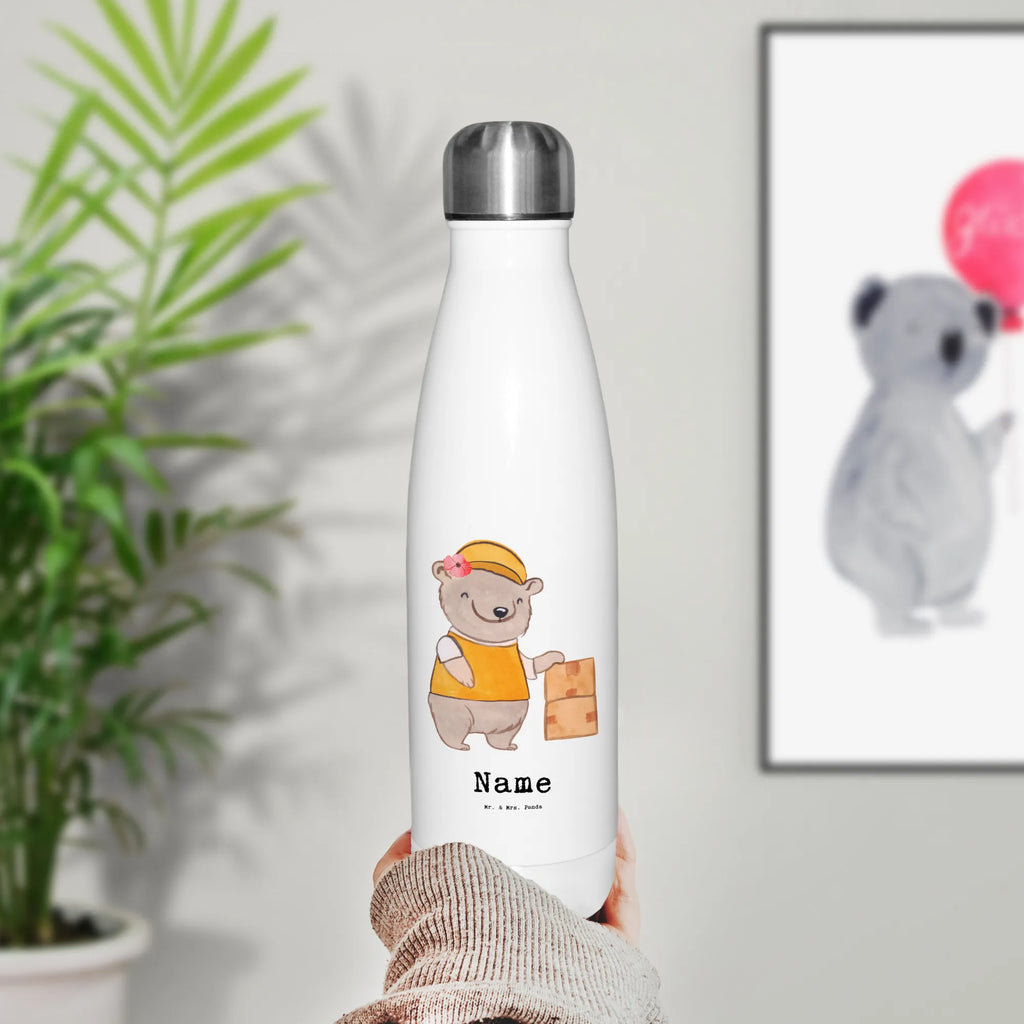 Personalisierte Thermosflasche Lieferdienstmitarbeiterin mit Herz Thermosflasche 1 Liter Personalisiert, Thermosflasche Für Kaffee Mit Wunschtext, Doppelwandige Trinkflasche Mit Gravur, Thermosflasche Für Wasser Personalisiert, Thermosflasche Mit Trinkverschluss Und Namen, Thermosflasche Mit Drehverschluss Und Gravur, Thermosflasche Damen Personalisiert, Warmhalteflasche Personalisiert, Edelstahlflasche Mit Wunschtext, Thermosflasche 750ml Mit Namen, Leichte Thermosflasche Mit Wunschtext, Vakuumflasche Mit Namen, Thermosflasche Für Schule Mit Gravur, Spülmaschinenfeste Thermosflasche Mit Gravur, Thermosflasche Kinder Mit Namen, Flasche Für Kohlensäure Mit Gravur, Trinkflasche Isoliert Mit Namen, Thermosflasche 500ml Mit Gravur, Thermosflasche Für Büro Mit Wunschtext, Getränkeflasche Personalisiert, Thermosflasche Für Tee Mit Namen, Thermosflasche Outdoor Mit Gravur, Isolierflasche Mit Gravur, Sommerflasche Mit Wunschtext, BPA-Freie Thermosflasche Mit Namen, Thermosflasche Für Sport Mit Namen, Klassische Thermosflasche Mit Namen, Thermoflasche Personalisiert, Thermoflasche Edelstahl Mit Gravur, Thermoskanne Unterwegs Mit Namen, Kalthalteflasche Mit Wunschtext, Umweltfreundliche Thermosflasche Mit Wunschtext, Thermosflasche Mit Namen, Thermosflasche Herren Mit Wunschtext, Thermosflasche Mit Wunschtext, Nachhaltige Thermosflasche Mit Gravur, Robuste Thermosflasche Personalisiert, Thermosflasche Wandern Mit Gravur, Personalisierte Thermosflasche, Thermosflasche Reisen Mit Namen, Moderne Thermosflasche Mit Text, Auslaufsichere Thermosflasche Mit Wunschtext, Beruf, Ausbildung, Jubiläum, Abschied, Rente, Kollege, Kollegin, Geschenk, Schenken, Arbeitskollege, Mitarbeiter, Firma, Danke, Dankeschön, Pizzabotin, Pizzabäckerin, Lieferdienstmitarbeiterin, Lieferbringdienst, Pizzabringdienst