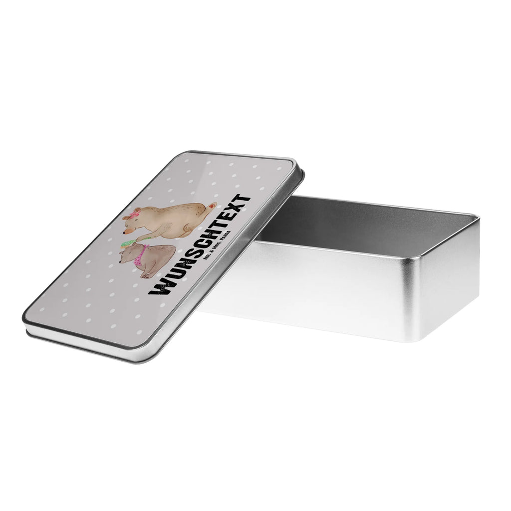 Personalisierte Metalldose Bär mit Kind Basteldose Mit Wunschtext, Süßigkeitendose Mit Namen, Blechdose Mit Gravur, Teedose Mit Wunschtext, Aufbewahrungsbox Metall Mit Namen, Metalldose Mit Liebevollem Text, Metalldose Für Kinder Mit Namen, Metalldose Für Erwachsene Personalisiert, Große Metalldose Mit Gravur, Aufbewahrungsdose Metall Personalisiert, Metalldose Für Küche Mit Wunschtext, Personalisierbare Vorratsdose Metall, Vorratsbehälter Metall Mit Gravur, Schmuckdose Metall Personalisiert, Bedruckte Metalldose Mit Wunschtext, Runde Metalldose Mit Wunschtext, Nostalgische Metalldose Mit Wunschtext, Metalldose Mit Namen, Rechteckige Metalldose Mit Namen, Metalldose Mit Initialen, Deko Metalldose Personalisiert, Personalisierte Metalldose, Geschenkverpackung Metall Mit Gravur, Kleine Metalldose Mit Text, Metalldose Mit Wunschtext, Verpackungsdose Mit Wunschtext, Vorratsdose Metall Mit Gravur, Keksdose Mit Gravur, Geschenkbox Metall Mit Namen, Retro Metalldose Mit Gravur, Dose Aus Metall Mit Wunschtext, Vintage Blechdose Personalisiert, Blechdose Mit Spruch, Schwester, Familie, Vatertag, Opa, Oma, Muttertag, Papa, Mama, Bruder, Geschenk, Mutti, Mutter