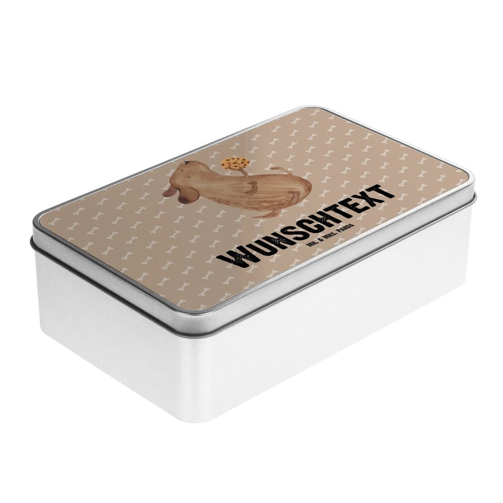 Personalisierte Metalldose Hund Keks Kleine Metalldose Mit Text, Metalldose Für Kinder Mit Namen, Große Metalldose Mit Gravur, Personalisierte Metalldose, Metalldose Für Erwachsene Personalisiert, Rechteckige Metalldose Mit Namen, Basteldose Mit Wunschtext, Vorratsbehälter Metall Mit Gravur, Teedose Mit Wunschtext, Personalisierbare Vorratsdose Metall, Metalldose Zum Selbstgestalten, Dose Aus Metall Mit Wunschtext, Blechdose Mit Spruch, Deko Metalldose Personalisiert, Vintage Blechdose Personalisiert, Bedruckte Metalldose Mit Wunschtext, Geschenkverpackung Metall Mit Gravur, Vorratsdose Metall Mit Gravur, Runde Metalldose Mit Wunschtext, Aufbewahrungsbox Metall Mit Namen, Aufbewahrungsdose Metall Personalisiert, Metalldose Mit Initialen, Süßigkeitendose Mit Namen, Metalldose Für Küche Mit Wunschtext, Geschenkbox Metall Mit Namen, Schmuckdose Metall Personalisiert, Verpackungsdose Mit Wunschtext, Metalldose Mit Wunschtext, Nostalgische Metalldose Mit Wunschtext, Metalldose Mit Namen, Metalldose Mit Liebevollem Text, Retro Metalldose Mit Gravur, Keksdose Mit Gravur, Blechdose Mit Gravur, Hund, Hundemotiv, Haustier, Hunderasse, Tierliebhaber, Hundebesitzer, Sprüche, Hundesnacks, Leckerli, Hundeleckerli, Hundekekse