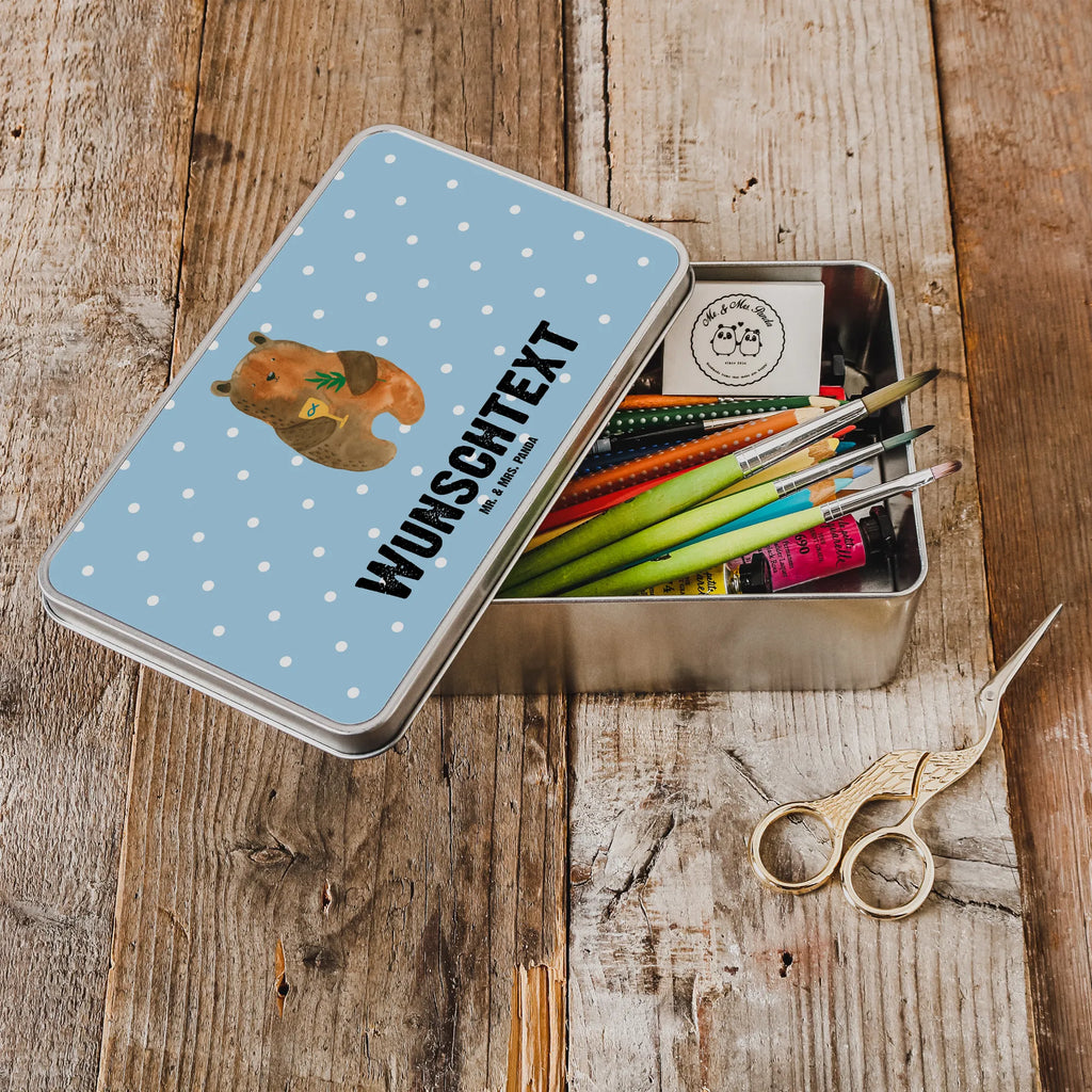 Personalisierte Metalldose Konfirmation-Bär Metalldose Für Kinder Mit Namen, Metalldose Für Erwachsene Personalisiert, Keksdose Mit Gravur, Verpackungsdose Mit Wunschtext, Große Metalldose Mit Gravur, Süßigkeitendose Mit Namen, Runde Metalldose Mit Wunschtext, Dose Aus Metall Mit Wunschtext, Bedruckte Metalldose Mit Wunschtext, Vorratsdose Metall Mit Gravur, Metalldose Zum Selbstgestalten, Vintage Blechdose Personalisiert, Aufbewahrungsdose Metall Personalisiert, Metalldose Mit Initialen, Schmuckdose Metall Personalisiert, Metalldose Mit Namen, Personalisierbare Vorratsdose Metall, Geschenkbox Metall Mit Namen, Retro Metalldose Mit Gravur, Aufbewahrungsbox Metall Mit Namen, Vorratsbehälter Metall Mit Gravur, Personalisierte Metalldose, Metalldose Mit Liebevollem Text, Metalldose Mit Wunschtext, Blechdose Mit Gravur, Deko Metalldose Personalisiert, Basteldose Mit Wunschtext, Teedose Mit Wunschtext, Kleine Metalldose Mit Text, Rechteckige Metalldose Mit Namen, Metalldose Für Küche Mit Wunschtext, Nostalgische Metalldose Mit Wunschtext, Geschenkverpackung Metall Mit Gravur, Blechdose Mit Spruch, Bär, Teddy, Teddybär, Konfirmation, Kirche, Gottesdienst, evangelisch