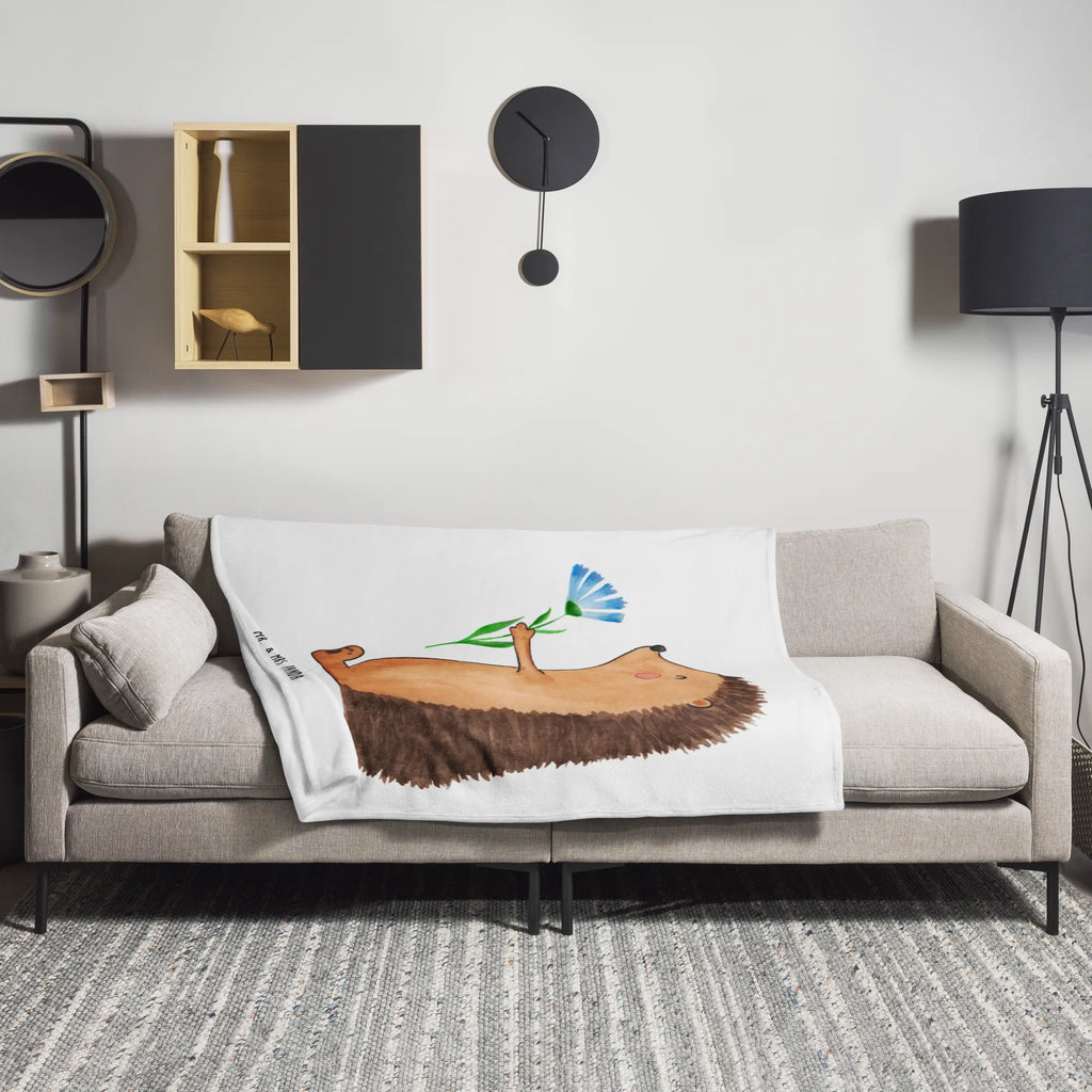 Kuscheldecke Igel mit Blume Wohnzimmerdecke, Weihnachtsgeschenk, Kuscheldecke XXL, Sofadecke, Kuschelfleecedecke, Decke, Mikrofaser Decke, Gemütlich, Dekoration, Kinderdecke, Tagesdecke, Wohndecke, Fleecedecke, Dekodecke, Jahrestagsgeschenk, Wolldecke, Entspannen, Schmusedecke, Tiere, Tiermotive, Gute Laune, Lustige Sprüche, Besuch, Krankenhaus, krank, Krankheit, Igel, Genesungswünsche, Gute Besserung