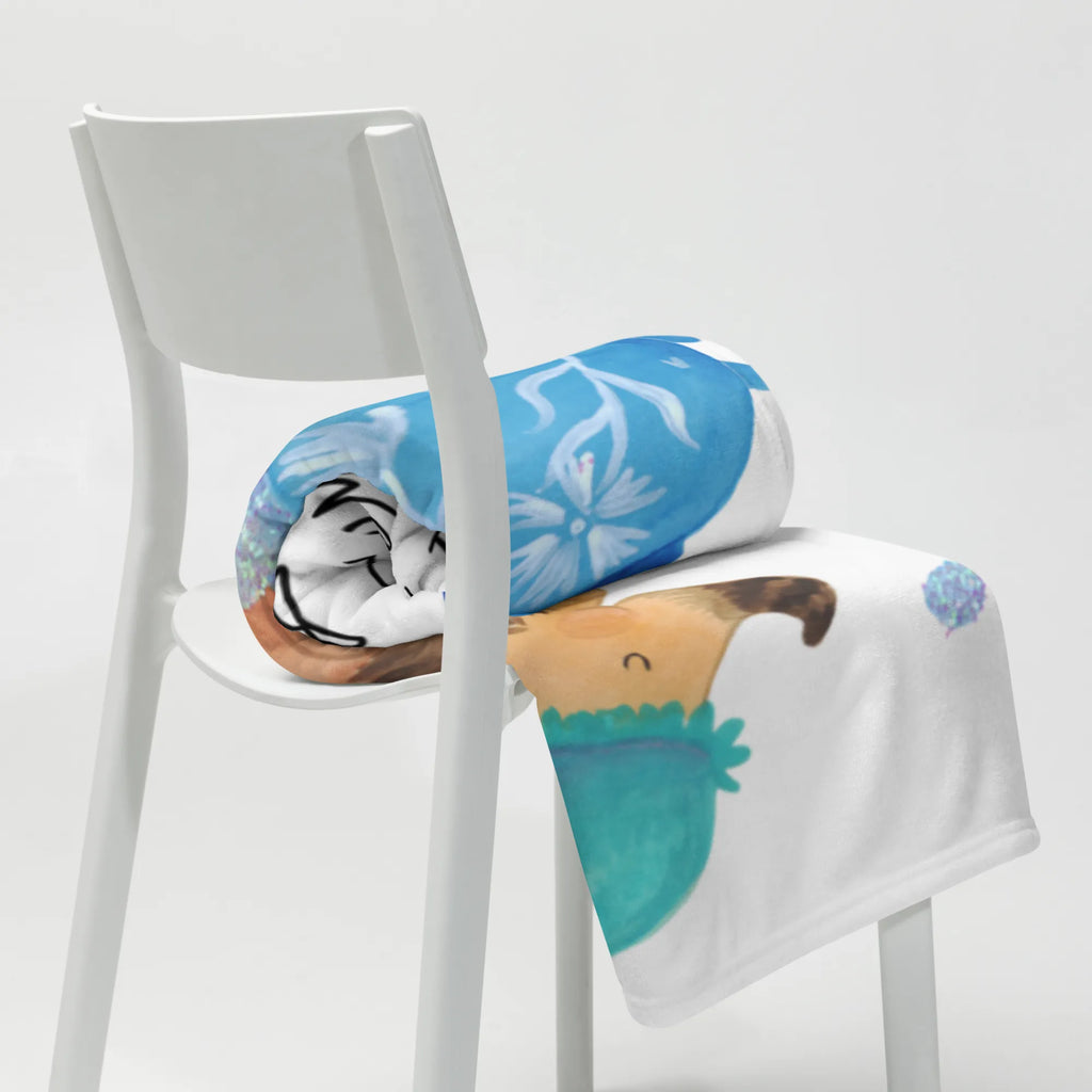 Blanket Moth foam bath Sofadecke, Tagesdecke, Wolldecke, Decke, Wohndecke, Tiermotive, Gute Laune, lustige Sprüche, Tiere, Baden, Bad, Tasse, verträumt, Badezimmerdeko, Zeitmanagement, Träumen, WC, Nachtfalter, Ziele, Schaumbad, Badezimmer