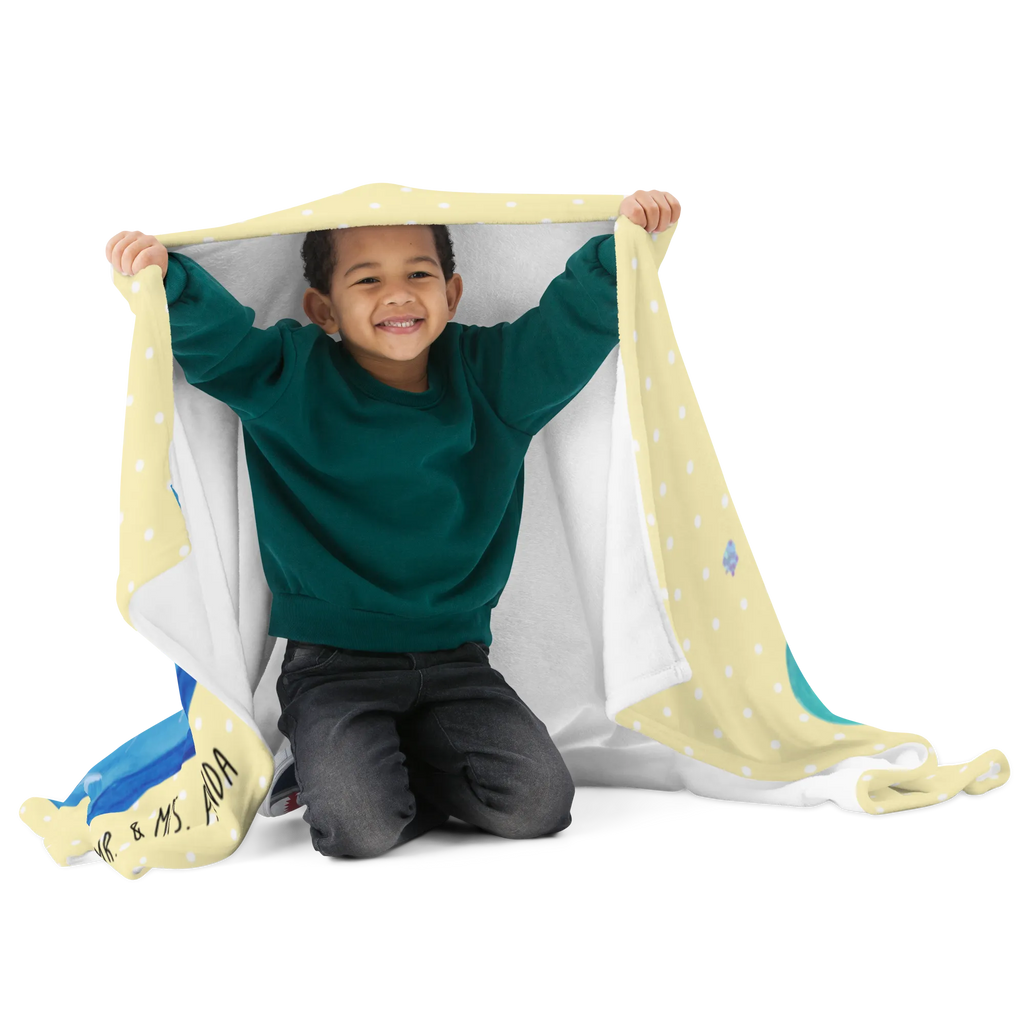 Blanket Moth foam bath Sofadecke, Tagesdecke, Wolldecke, Decke, Wohndecke, Tiermotive, Gute Laune, lustige Sprüche, Tiere, Baden, Bad, Tasse, verträumt, Badezimmerdeko, Zeitmanagement, Träumen, WC, Nachtfalter, Ziele, Schaumbad, Badezimmer