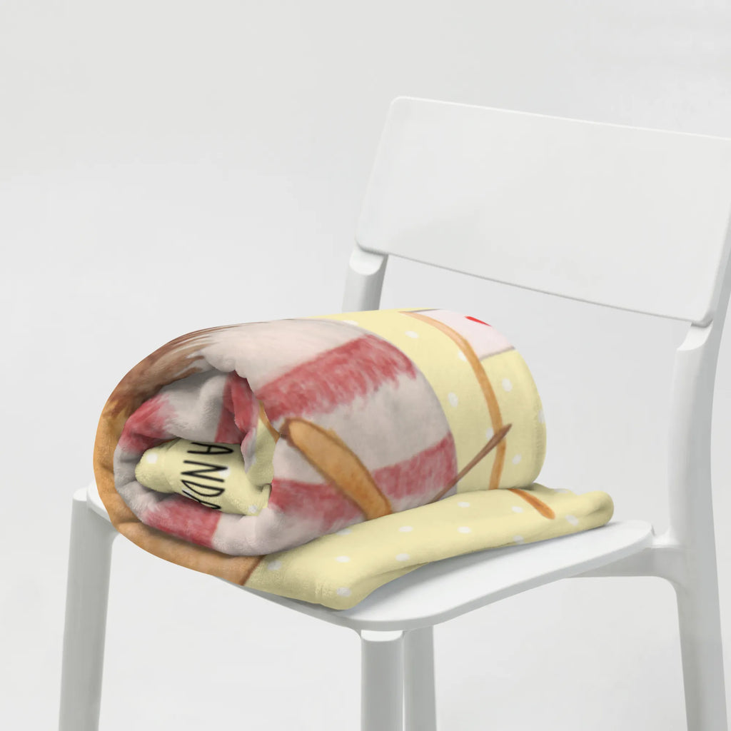 Kuscheldecke Nachtfalter Fähnchen Tagesdecke, Decke, Sofadecke, Wolldecke, Wohndecke, Tiermotive, Gute Laune, lustige Sprüche, Tiere, Was kostet die Welt, Nachtfalter, Küche Deko, süß, Spruch lustig, Spruch witzig, niedlich, Käfer