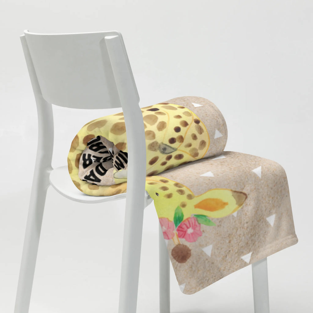 Kuscheldecke Giraffe Blumenkranz Mikrofaser Decke, Dekoration, Kuschelfleecedecke, Jahrestagsgeschenk, Wolldecke, Tagesdecke, Wohnzimmerdecke, Entspannen, Gemütlich, Kinderdecke, Dekodecke, Decke, Fleecedecke, Schmusedecke, Sofadecke, Kuscheldecke XXL, Wohndecke, Weihnachtsgeschenk, Wildtiere, Afrika, Abenteurer, Blumenkranz, Selbstliebe, Freundin, Giraffe