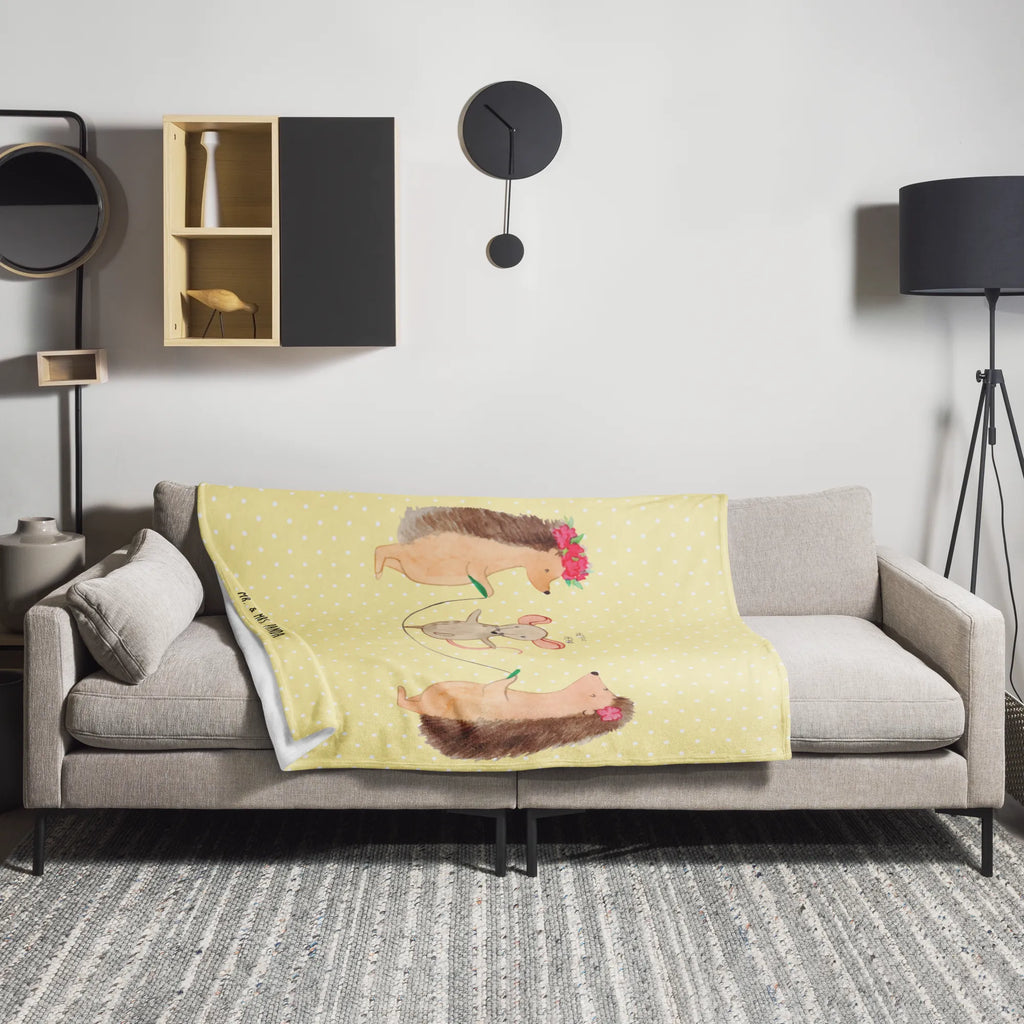 Kuscheldecke Igel Seilhüpfen Sofadecke, Decke, Wolldecke, Wohndecke, Tagesdecke, Tiermotive, Gute Laune, lustige Sprüche, Tiere, Kindergarten, Maus, Igel, Kinder, Seilspringen, Seilhüpfen
