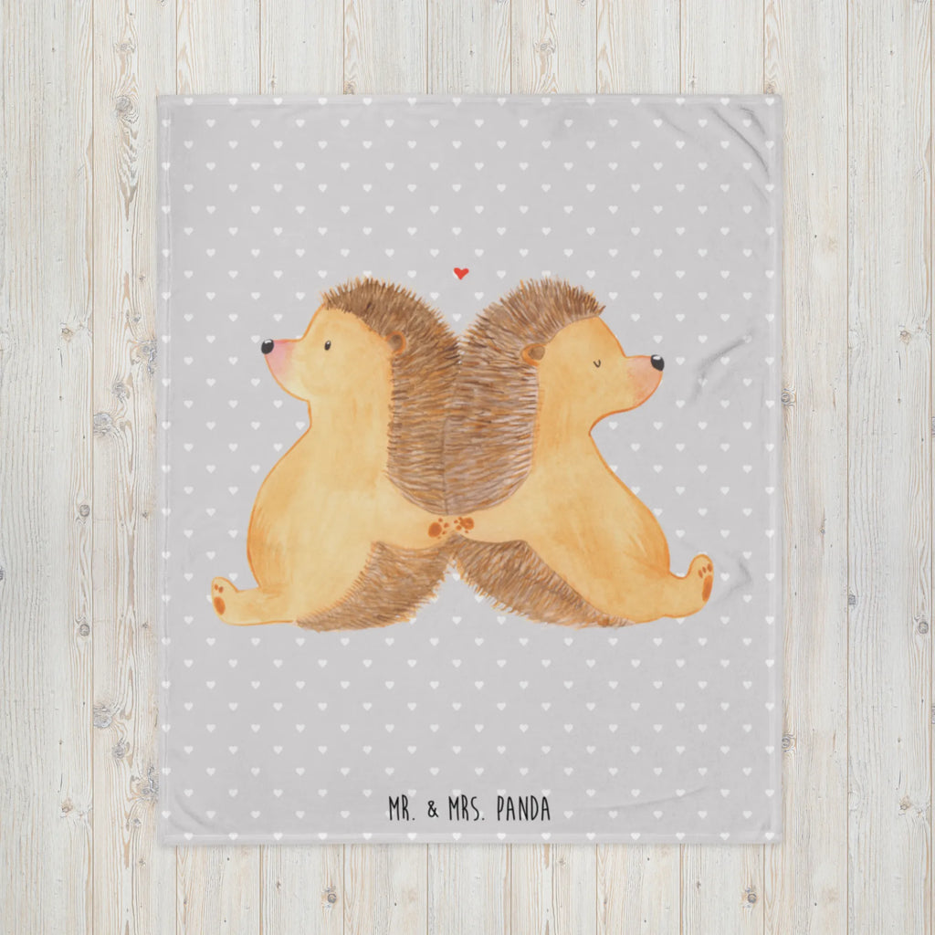 Kuscheldecke Igel händchenhaltend Sofadecke, Wolldecke, Wohndecke, Tagesdecke, Decke, Liebe, Partner, Freund, Freundin, Ehemann, Ehefrau, Heiraten, Verlobung, Heiratsantrag, Liebesgeschenk, Jahrestag, Hocheitstag, Love, Liebesbotschaft, Liebesbeweis, Igel, Lieblingsmensch, Hand in Hand, Hochzeit, Gemeinsamkeit, Geschenk für zwei, große Liebe, Igelliebe