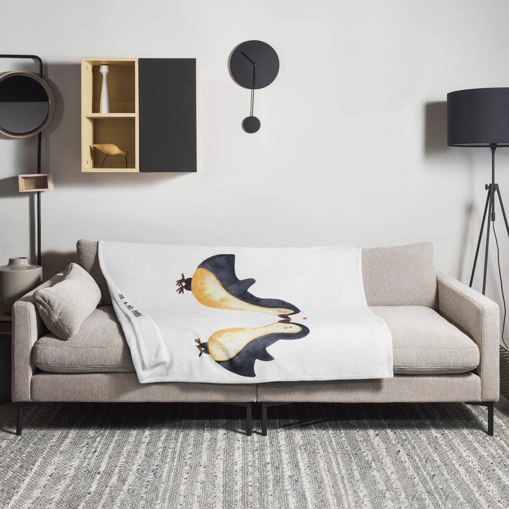 Blanket Penguins in love Decke, Wohndecke, Tagesdecke, Wolldecke, Sofadecke, Liebe, Partner, Freund, Freundin, Ehemann, Ehefrau, Heiraten, Verlobung, Heiratsantrag, Liebesgeschenk, Jahrestag, Hocheitstag, Geschenk Freundin, Verlobte, Geschenkidee, Liebesbeweis, Pinguin Liebe, Pinguine, Pinguin, Pärchen. Liebespaar, Pinguinpaar, Love, Hochzeitstag, Pinguin Paar, Geschenk Hochzeitstag, Paar, Liebesspruch, Geschenk Freund, Verlobter, Gastgeschenk, Hochzeit