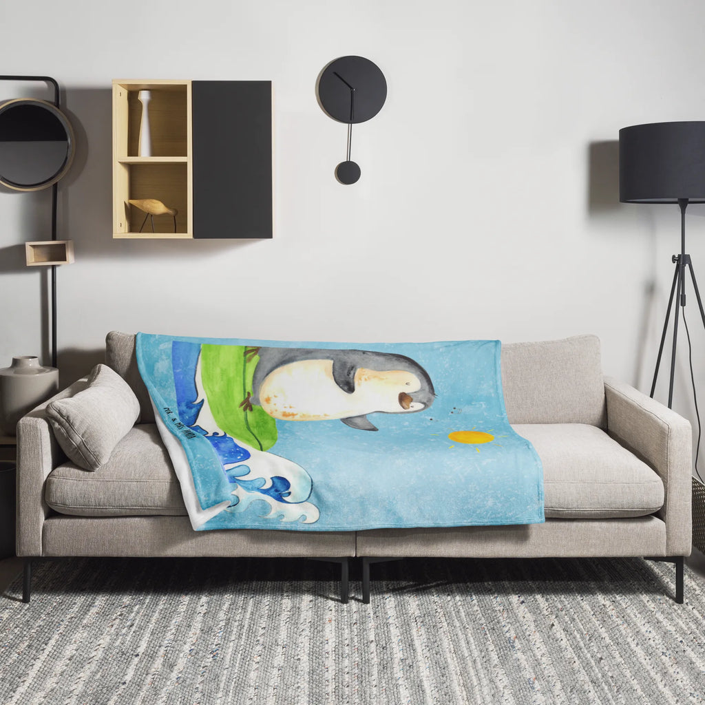 Kuscheldecke Pinguin Surfer Weihnachtsgeschenk, Entspannen, Kuschelfleecedecke, Gemütlich, Jahrestagsgeschenk, Wohnzimmerdecke, Mikrofaser Decke, Wolldecke, Fleecedecke, Dekodecke, Wohndecke, Kinderdecke, Dekoration, Schmusedecke, Sofadecke, Decke, Tagesdecke, Kuscheldecke XXL, Pinguin, Pinguine, Wellen Reiten, Urlaub, Portugal, Surfen, Hawaii, Wellen, Surfer