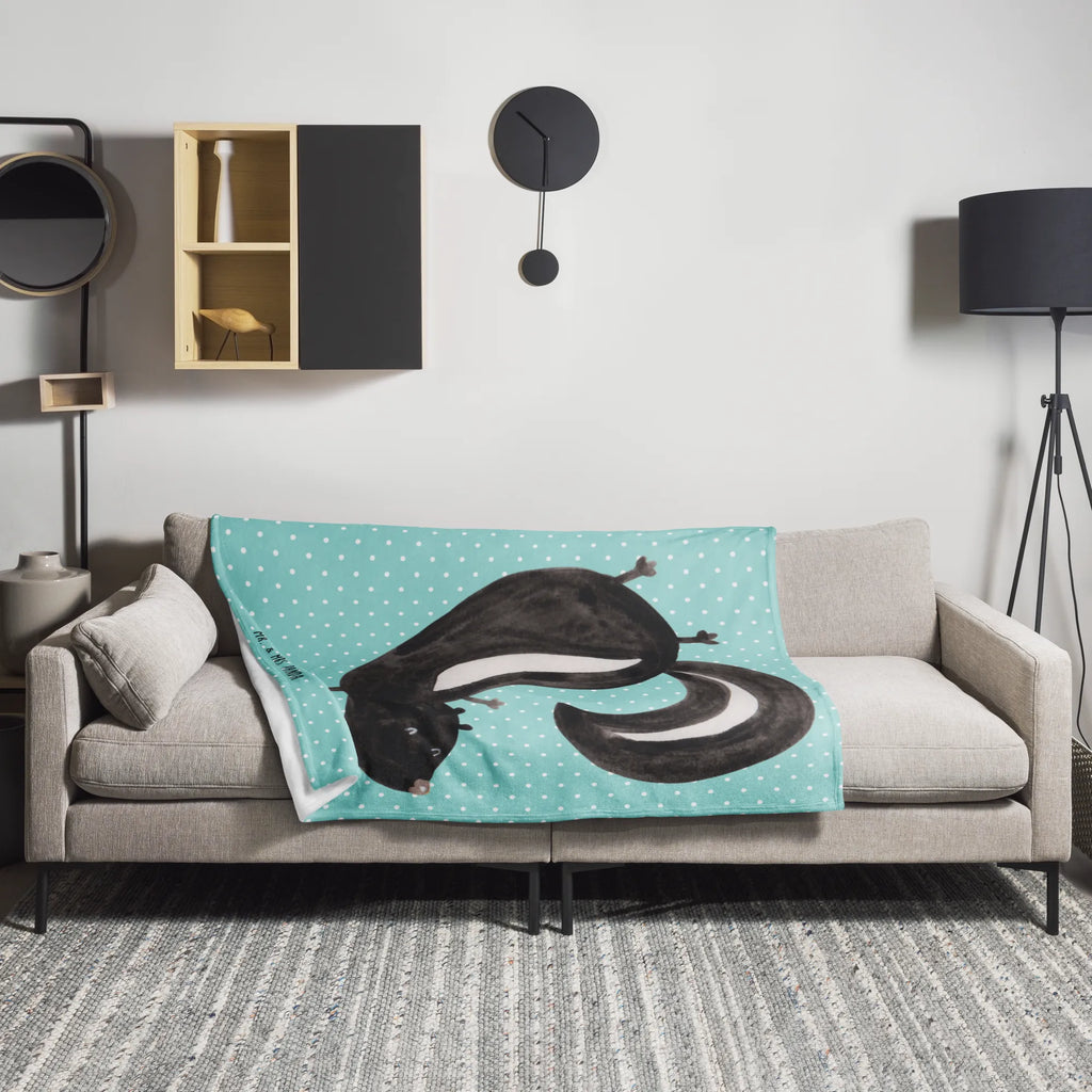 Blanket skunk handstand Schmusedecke, Dekoration, Fleecedecke, Entspannen, Gemütlich, Kuschelfleecedecke, Sofadecke, Decke, Weihnachtsgeschenk, Mikrofaser Decke, Dekodecke, Wolldecke, Jahrestagsgeschenk, Wohndecke, Kuscheldecke XXL, Tagesdecke, Kinderdecke, Wohnzimmerdecke, Skunk, Stinktier, Kind, Stinker, Stinki, Wildtier, Raubtier, Spielplatz, Verpielt