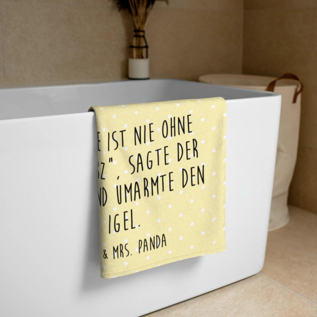 XL Badehandtuch Liebe ist nie ohne Schmerz Handtuch Übergröße, Badehandtuch XL, Badetuch Extra Groß, XL Handtuch Bunt, Handtuch XL Klassisch, Handtuch Für Große Personen, Waschbares Handtuch XL, Handtuch XL Für Männer, Extra Großes Handtuch, Handtuch XL Für Frauen, Großes Handtuch, XL Handtuch Grau, Pflegeleichtes Handtuch Groß, Mikrofaser Handtuch XL, Handtuch Für Erwachsene XL, Handtuch Für Dusche XL, Saugfähiges Großes Handtuch, Handtuch Für Wellness, Strapazierfähiges XL Handtuch, Duschtuch XL, Handtuch Für Strand XL, Umweltfreundliches Handtuch Groß, Handtuch XL Modern, Handtuch XL Geschenkidee, XL Handtuch Mit Muster, Saunatuch XL, Handtuch XL Aus Baumwolle, Handtuch Groß Für Sport, Nachhaltiges Handtuch XL, Handtuch XL Für Kinder, XL Handtuch Aus Bio Baumwolle, Handtuch Für Sauna Groß, Großes Handtuch Für Badezimmer, XL Handtuch Weiß, Flauschiges Handtuch XL, Großes Handtuch Unifarben, XL Handtuch, Design Handtuch XL, Weiches XL Handtuch, Tiermotive, Gute Laune, lustige Sprüche, Tiere, Spruch romantisch, Trösten, Liebeskummer Geschenk, Liebe Spruch, Igel, Herzschmerz, Igel und Hase, Trennungsschmerz, Hase