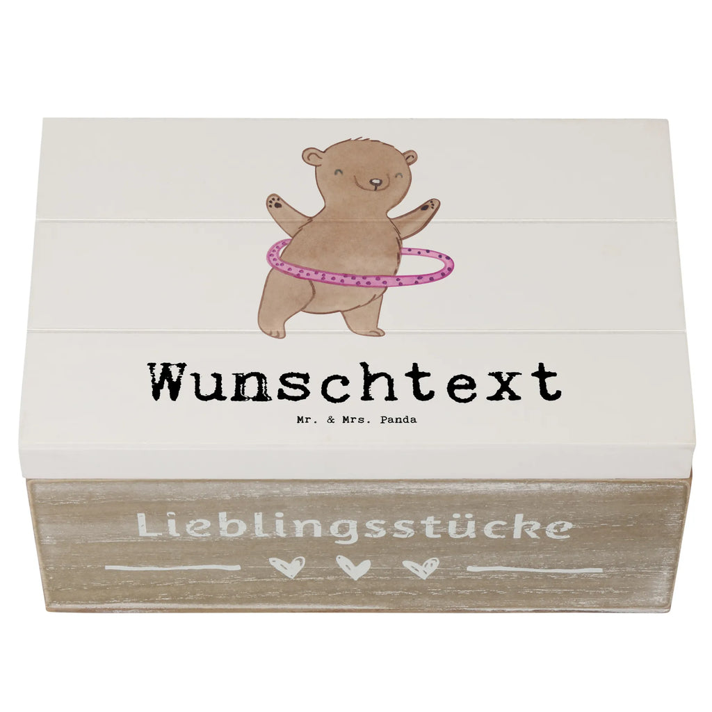 Personalisierte Holzkiste Bär Hula Hoop Aufbewahrungsbox Personalisiert, Truhe Personalisiert, Geschenkbox Personalisiert, Holzkiste mit Namen, Holzkiste Personalisiert, GEschenkdose Personalisiert, Erinnerungsbox Personalisiert, mit Namen, Schatulle Personalisiert, Dekokiste mit Namen, Erinnerungskiste Personalisiert, Schatzkiste mit Namen, Kiste Personalisiert, Aufbewahrungsbox mit Namen, Kiste mit Namen, Schatzkiste Personalisiert, Dekokiste Personalisiert, Erinnerungsbox mit Namen, Schatulle mit Namen, Truhe mit Namen, Geschenk, Schenken, Sport, Sportart, Hobby, Danke, Dankeschön, Auszeichnung, Gewinn, Sportler, Fitness, Hula Hoop, Training