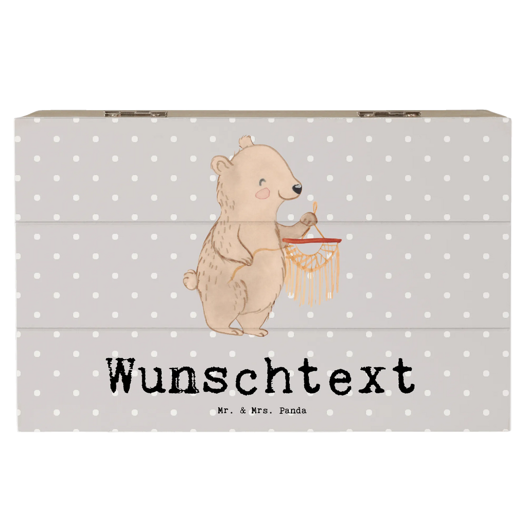 Personalisierte Holzkiste Bär Makramee Schatulle mit Namen, Dekokiste mit Namen, Holzkiste mit Namen, Aufbewahrungsbox Personalisiert, GEschenkdose personalisiert, Holzkiste Personalisiert, Aufbewahrungsbox mit Namen, Truhe Personalisiert, Schatulle Personalisiert, Erinnerungsbox Personalisiert, Erinnerungskiste, Dekokiste Personalisiert, Schatzkiste mit Namen, Geschenkbox personalisiert, Truhe mit Namen, Kiste mit Namen, Erinnerungsbox mit Namen, Schatzkiste Personalisiert, Erinnerungskiste Personalisiert, Kiste Personalisiert, mit Namen, Geschenk, Sport, Sportart, Hobby, Schenken, Danke, Dankeschön, Auszeichnung, Gewinn, Sportler, Makramee, Basteln mit Makramee, Basteln