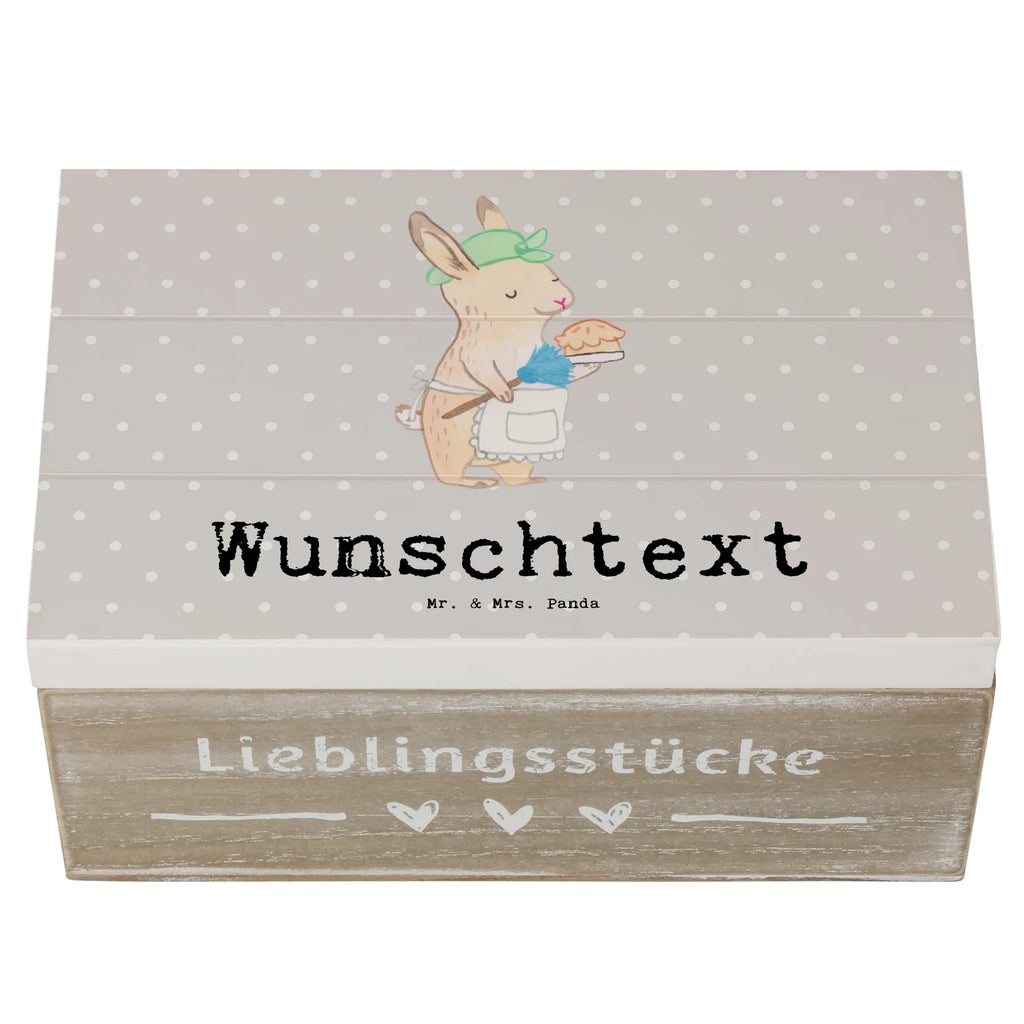 Personalisierte Holzkiste Haushaltshilfe Herz Erinnerungsbox Personalisiert, Schatulle Personalisiert, Holzkiste mit Namen, Aufbewahrungsbox Personalisiert, Geschenkbox Personalisiert, Schatulle mit Namen, Schatzkiste mit Namen, Erinnerungskiste Personalisiert, Erinnerungsbox mit Namen, Aufbewahrungsbox mit Namen, GEschenkdose Personalisiert, Truhe mit Namen, Truhe Personalisiert, Kiste mit Namen, Kiste Personalisiert, Dekokiste Personalisiert, Holzkiste Personalisiert, Dekokiste mit Namen, mit Namen, Schatzkiste Personalisiert, Beruf, Firma, Schenken, Mitarbeiter, Arbeitskollege, Danke, Kollegin, Geschenk, Kollege, Rente, Jubiläum, Abschied, Dankeschön, Ausbildung, Reinigungskraft, Haushaltshilfe, Putzfrau
