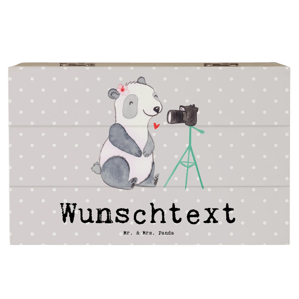 Personalised wooden chest Vlogger Heart Geschenkbox Personalisiert, Dekokiste mit Namen, Truhe Personalisiert, Aufbewahrungsbox mit Namen, Kiste Personalisiert, Schatzkiste Personalisiert, mit Namen, Holzkiste mit Namen, Kiste mit Namen, Schatulle Personalisiert, Truhe mit Namen, Erinnerungsbox Personalisiert, Schatzkiste mit Namen, Dekokiste Personalisiert, Erinnerungskiste Personalisiert, Aufbewahrungsbox Personalisiert, Erinnerungsbox mit Namen, Schatulle mit Namen, GEschenkdose Personalisiert, Holzkiste Personalisiert, Beruf, Firma, Schenken, Mitarbeiter, Arbeitskollege, Danke, Kollegin, Geschenk, Kollege, Rente, Jubiläum, Abschied, Dankeschön, Ausbildung